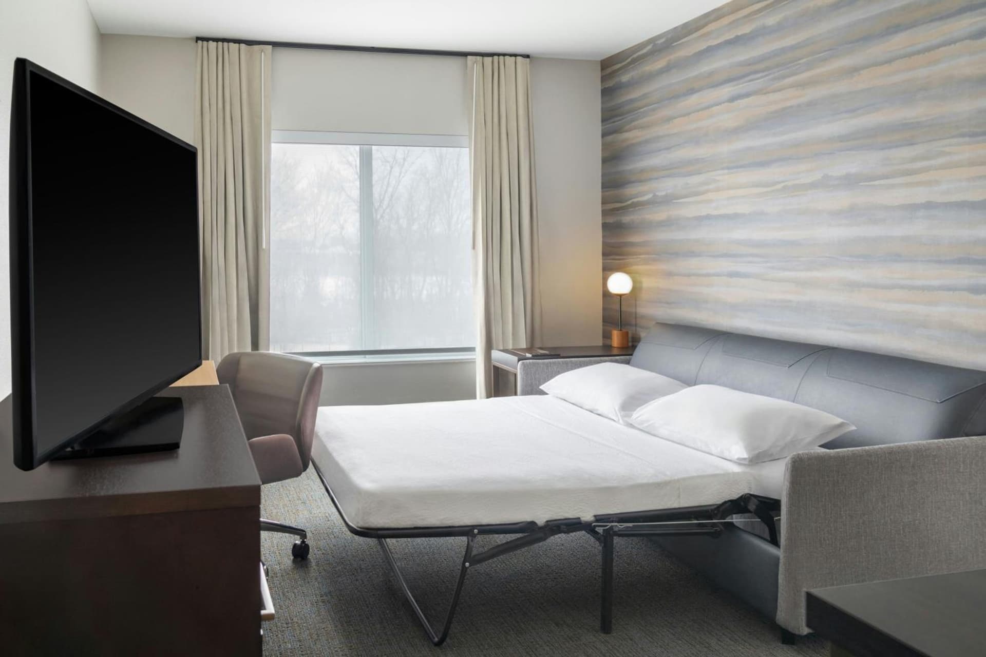 Residence Inn by Marriott Detroit Dearborn gallery photo in Dearborn, MI — image 19
