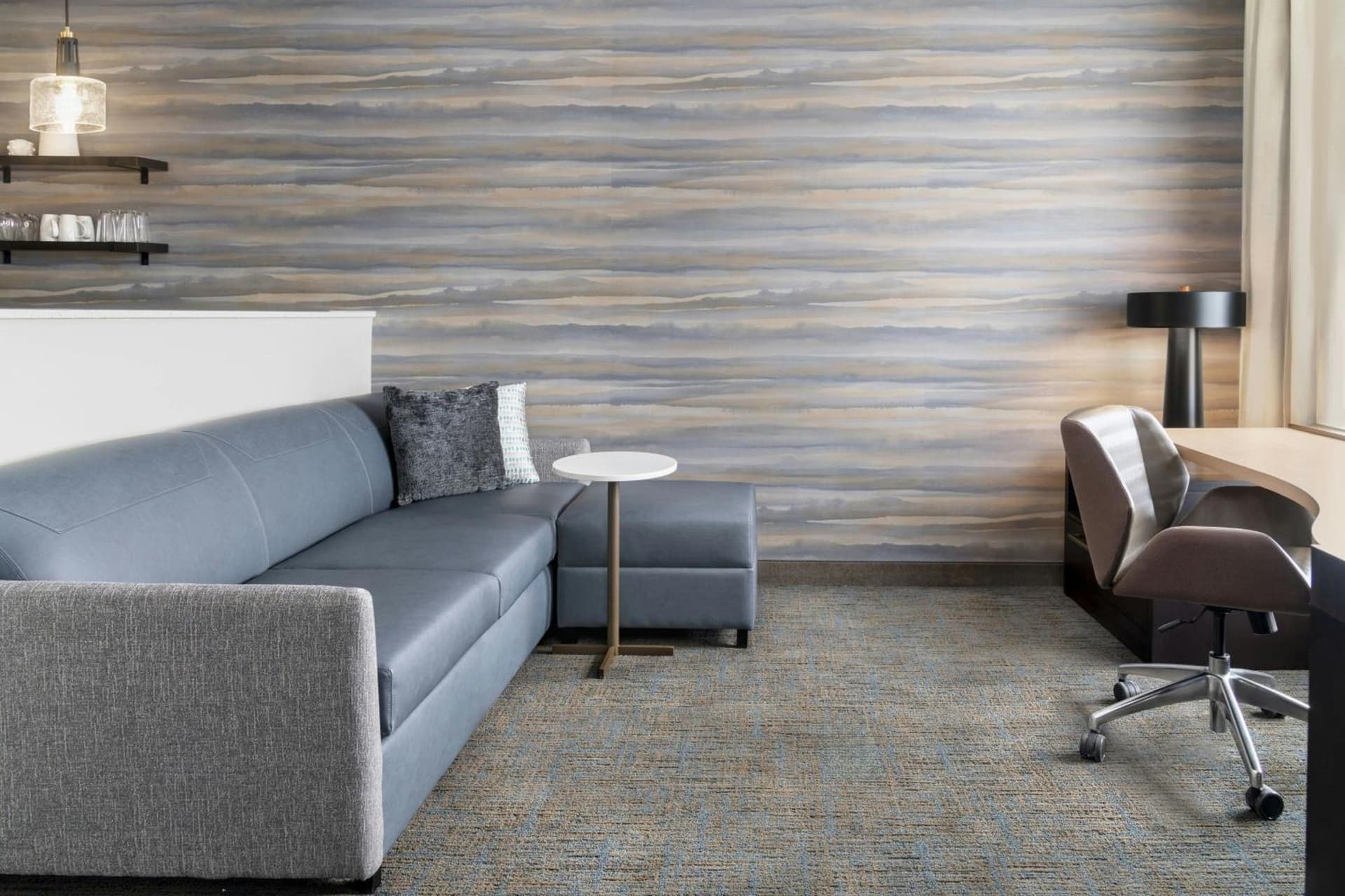 Residence Inn by Marriott Detroit Dearborn gallery photo in Dearborn, MI — image 16