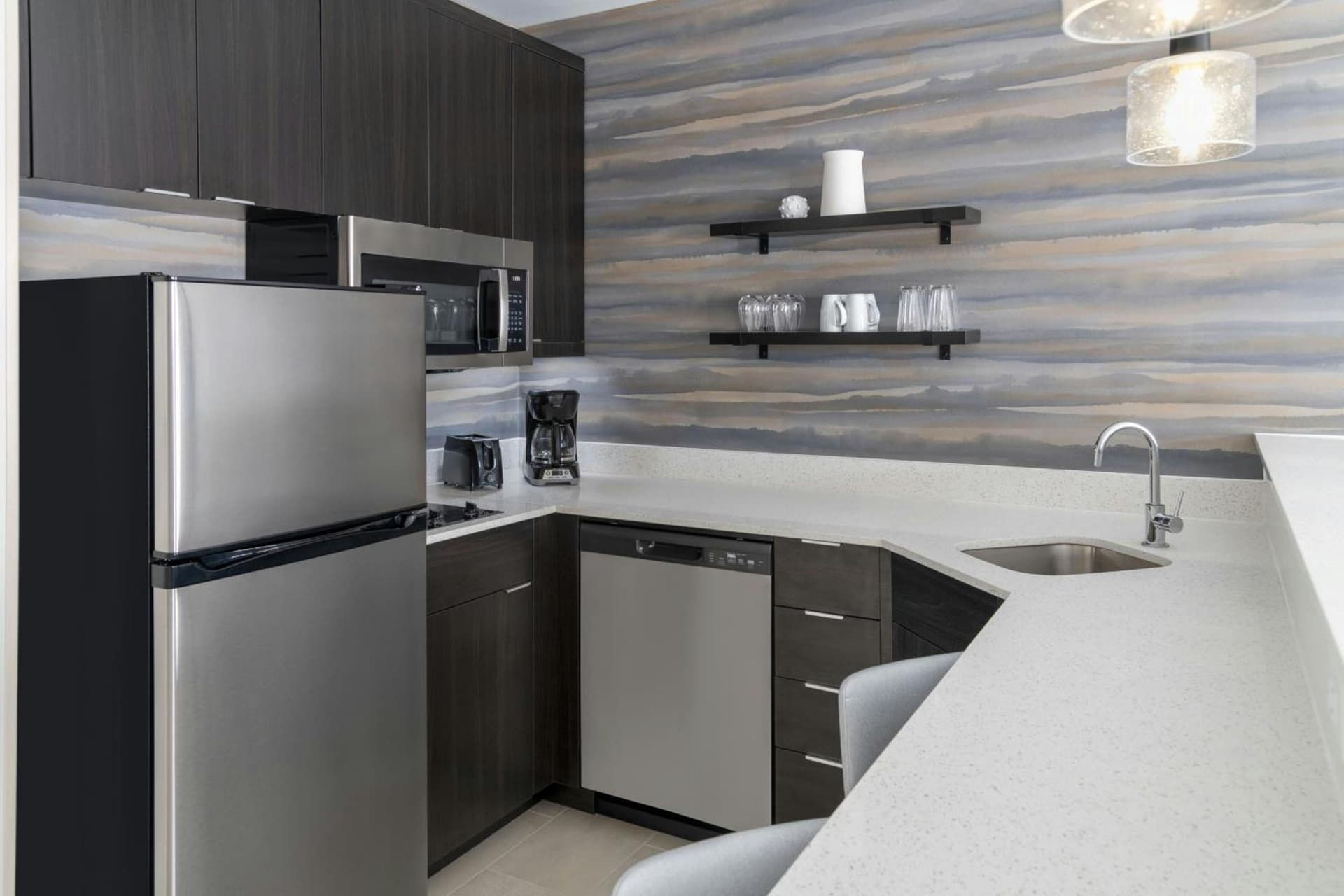 Residence Inn by Marriott Detroit Dearborn gallery photo in Dearborn, MI — image 22