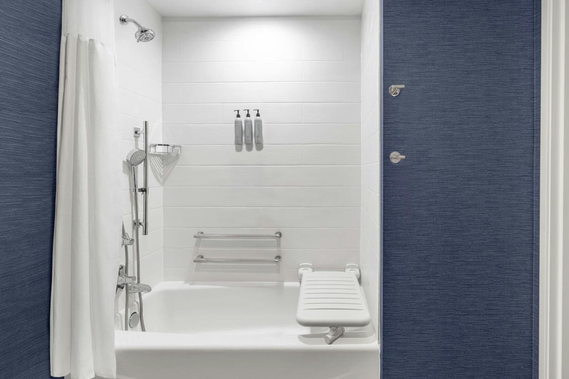 Residence Inn by Marriott Detroit Dearborn gallery photo in Dearborn, MI — image 29