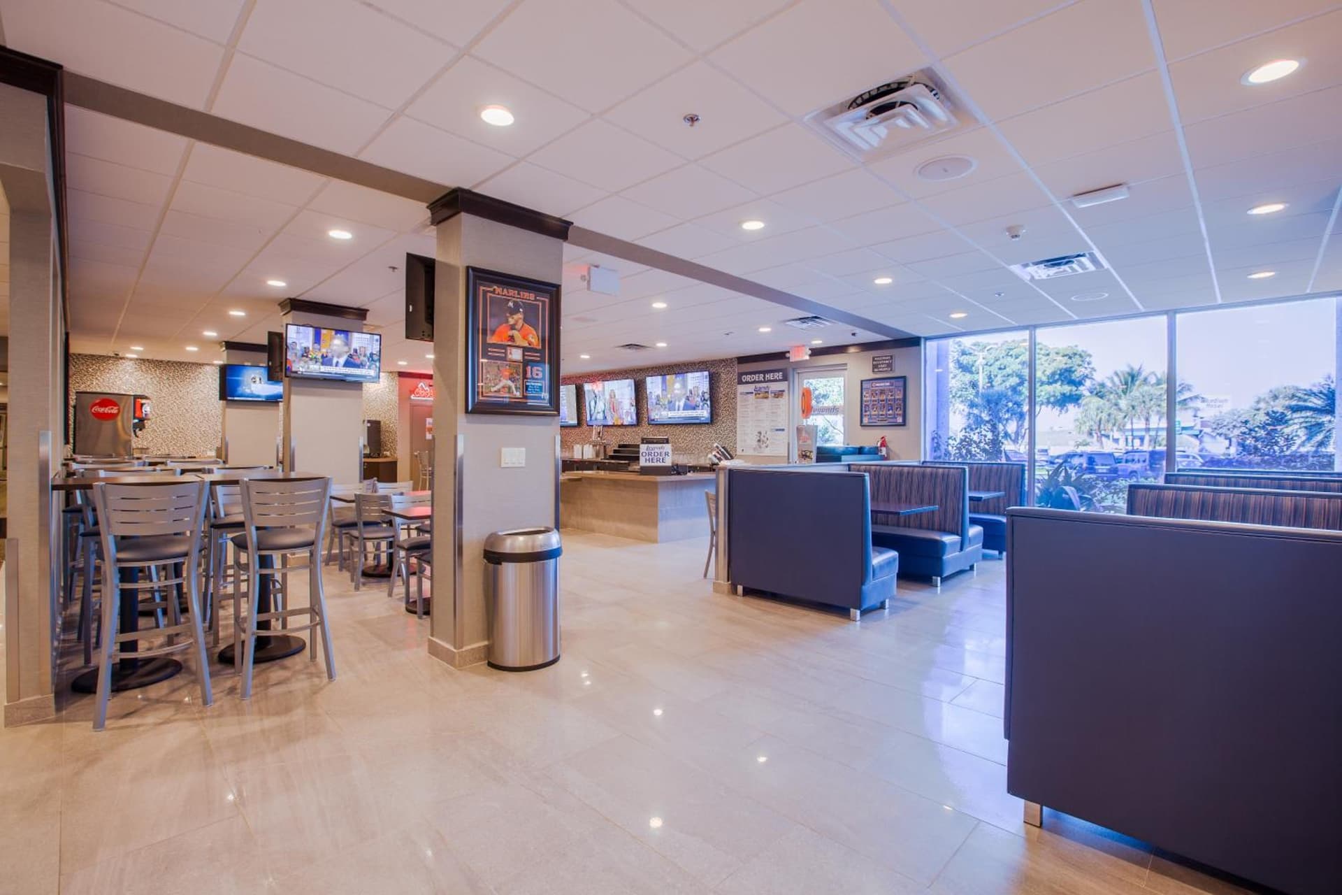 Stadium Hotel gallery photo in Miami Gardens, FL — image 40