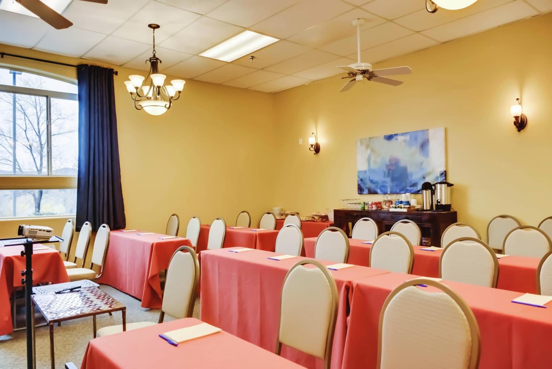 Forest Villas Hotel gallery photo in Prescott, AZ — image 216