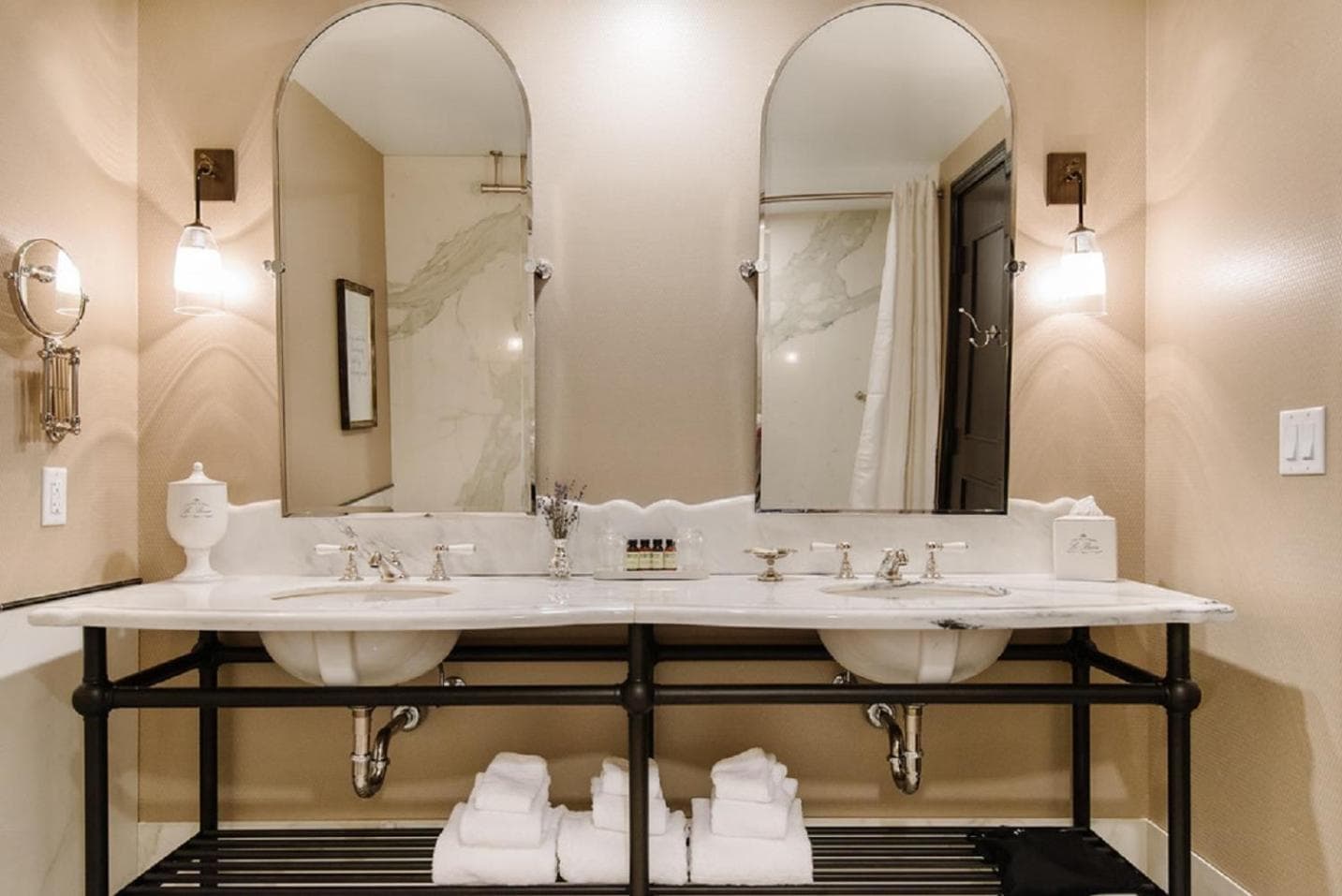 The Charmant Hotel gallery photo in La Crosse, WI — image 13