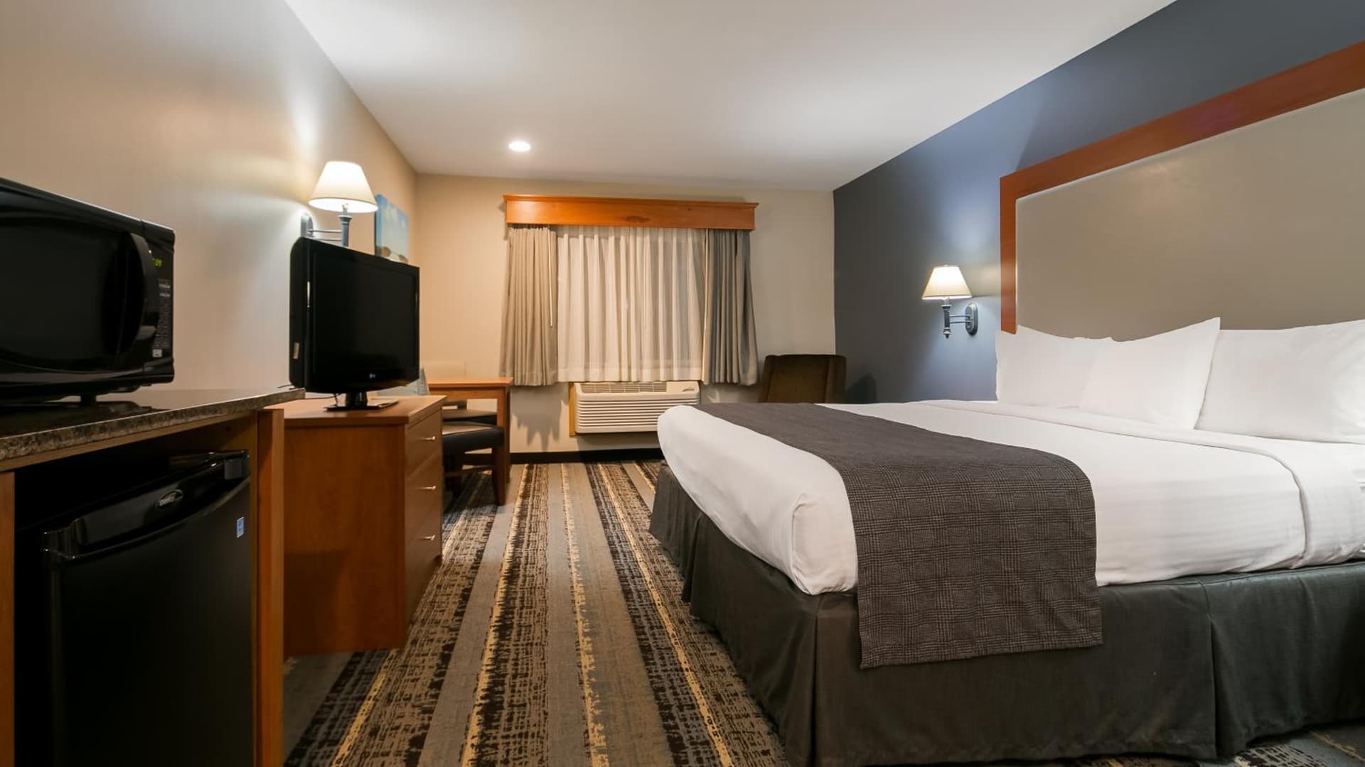 Best Western Newberg Inn gallery photo in Newberg, OR — image 61