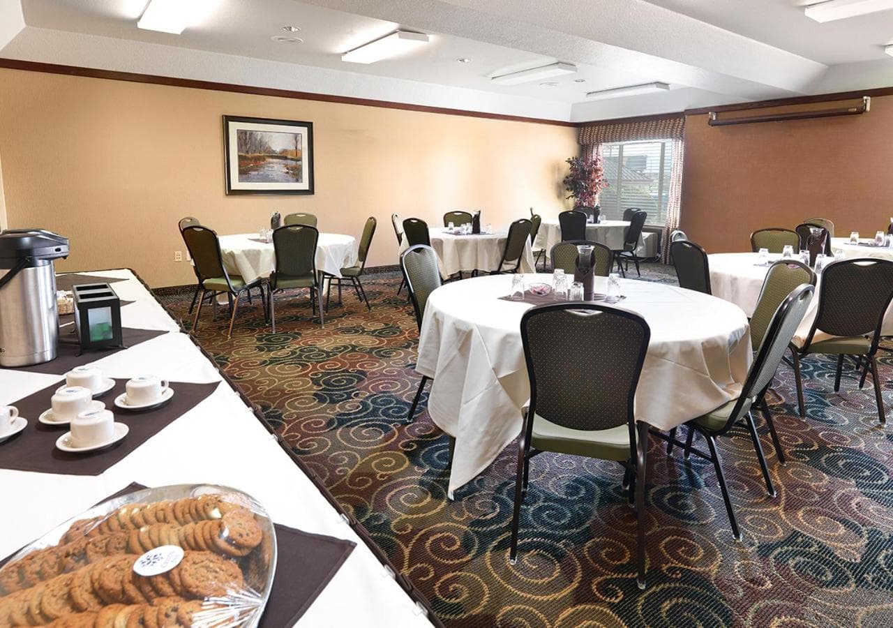 Crystal Inn Hotel & Suites - Salt Lake City gallery photo in Salt Lake City, UT — image 11