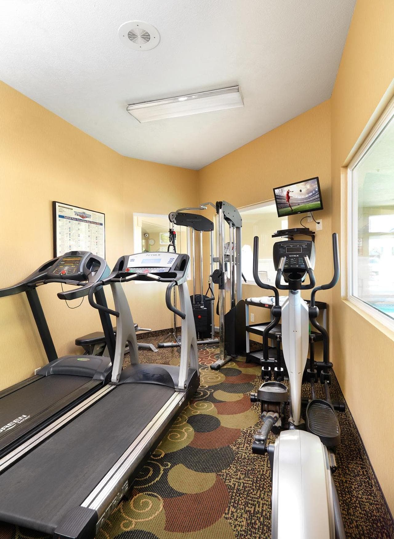 Crystal Inn Hotel & Suites - Salt Lake City gallery photo in Salt Lake City, UT — image 19