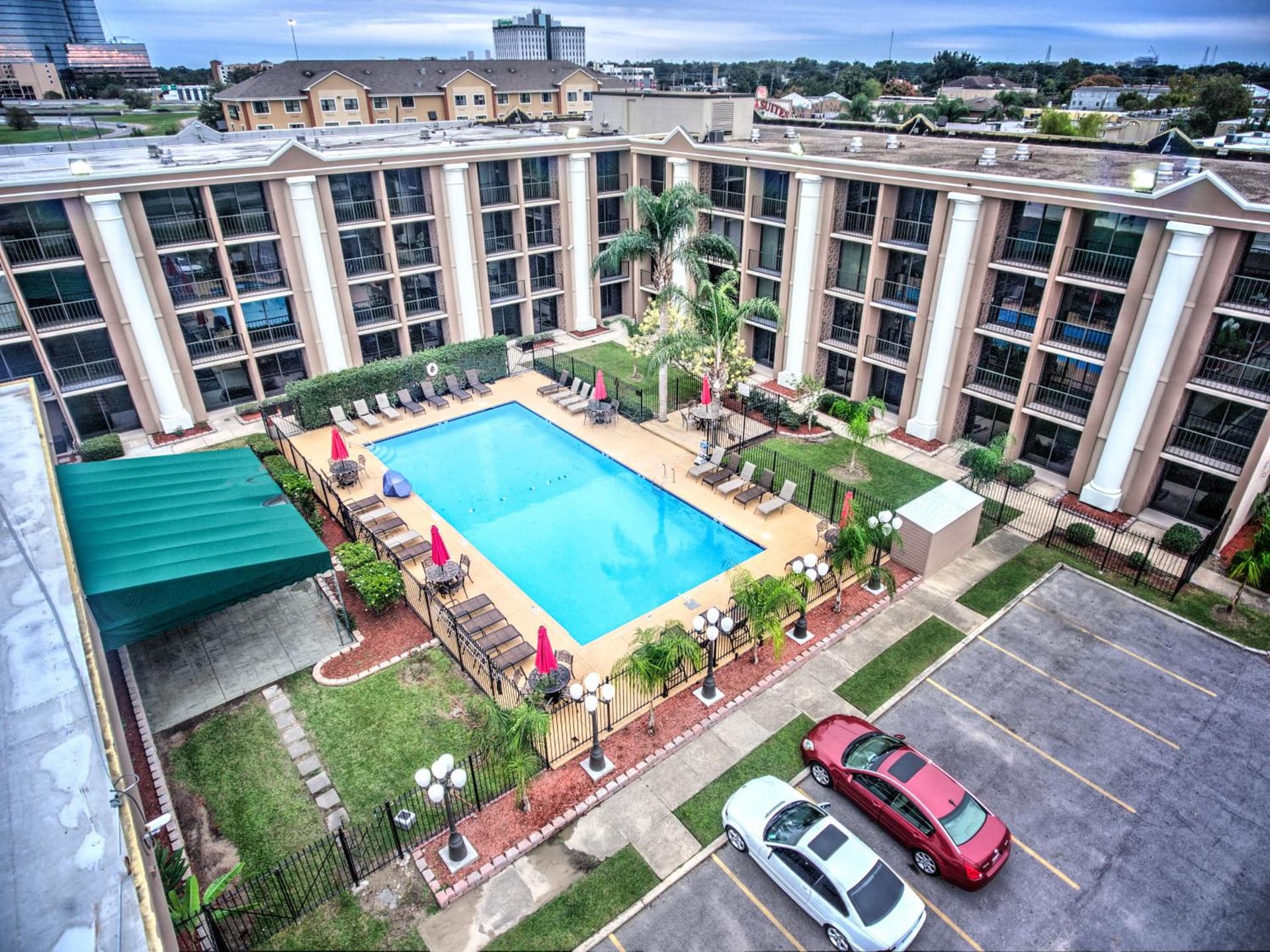 Ramada by Wyndham Metairie New Orleans Airport gallery photo in Metairie, LA — image 23