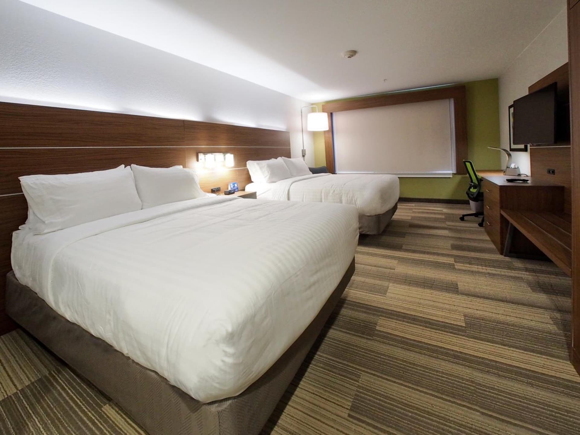 Holiday Inn Express & Suites Moore by IHG gallery photo in Moore, OK — image 47