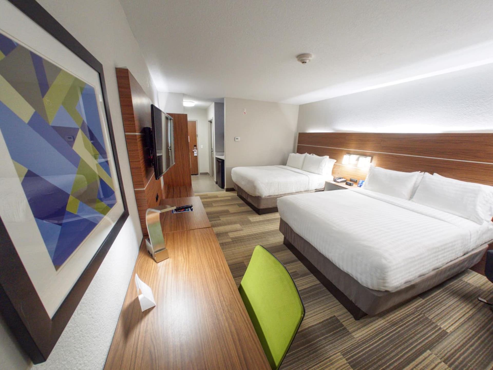 Holiday Inn Express & Suites Moore by IHG gallery photo in Moore, OK — image 12