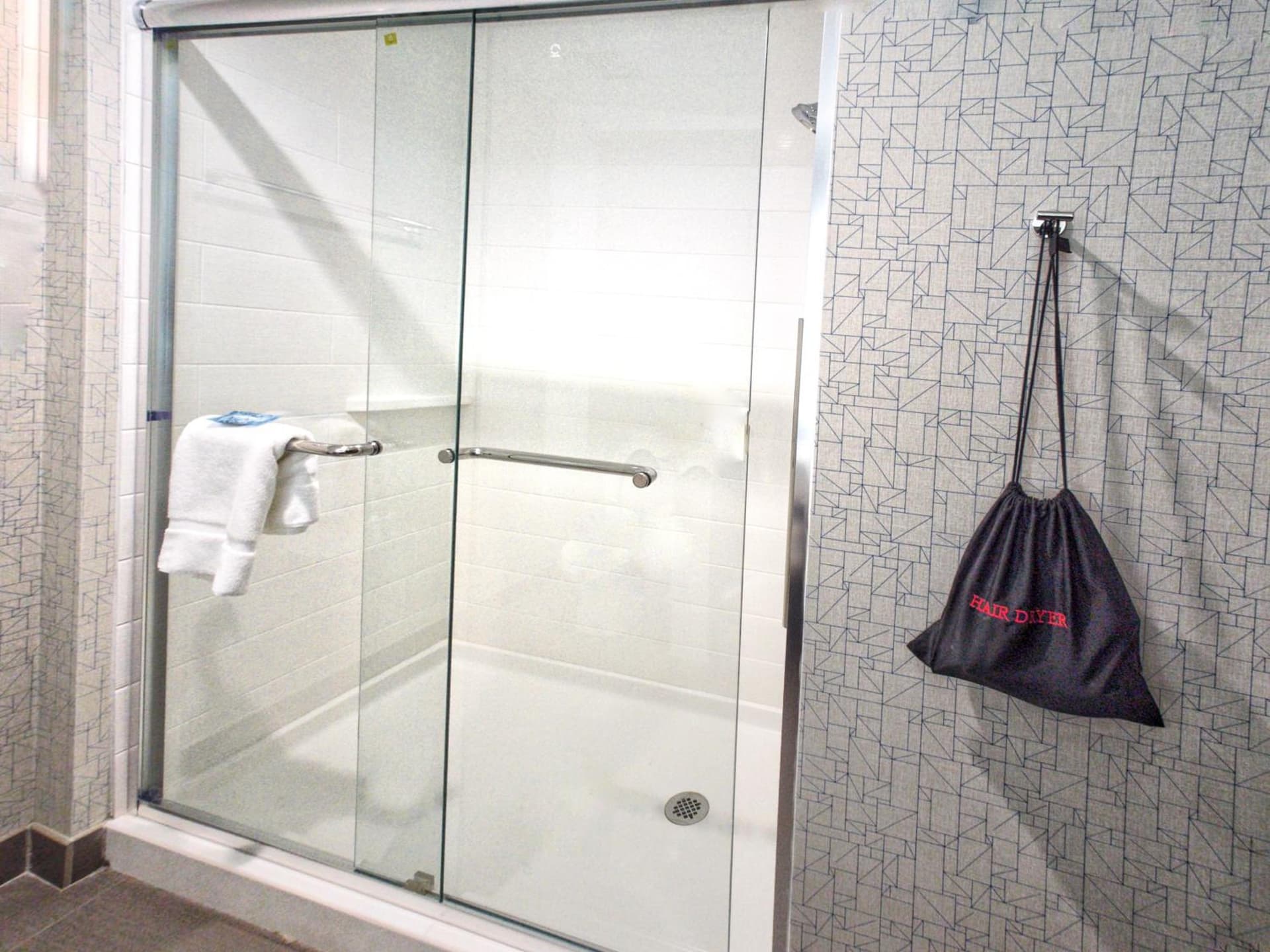 Holiday Inn Express & Suites Moore by IHG gallery photo in Moore, OK — image 31