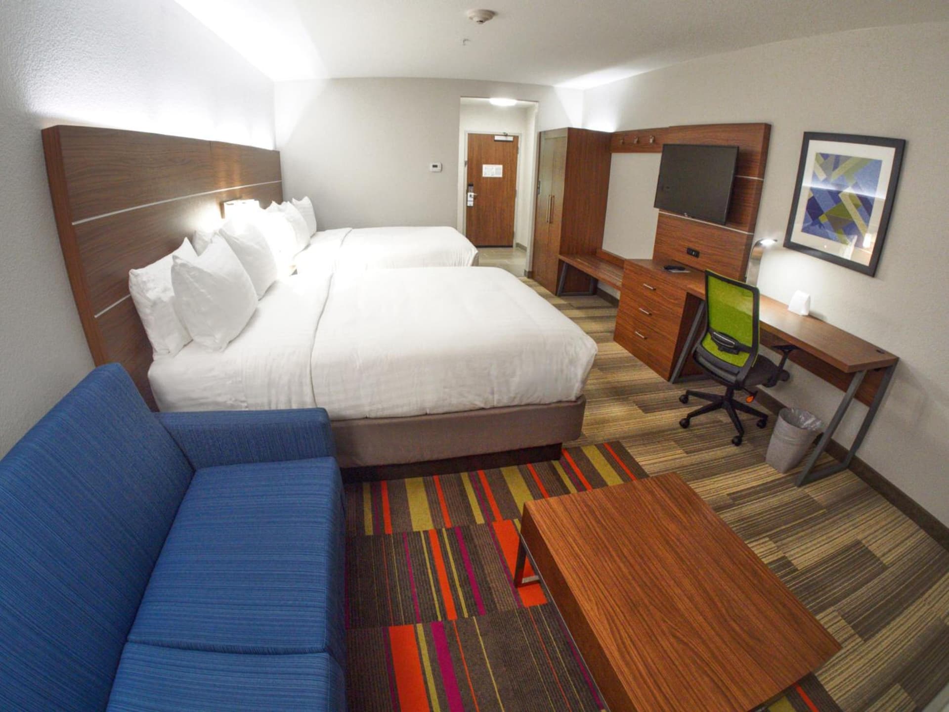 Holiday Inn Express & Suites Moore by IHG gallery photo in Moore, OK — image 34