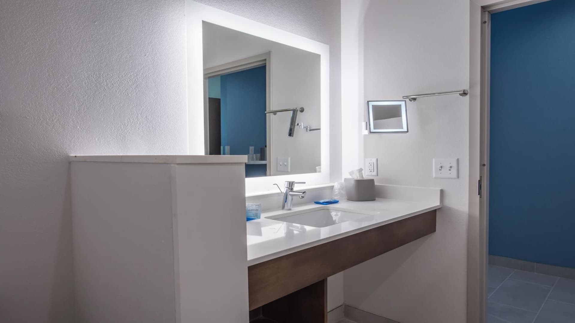 Holiday Inn Express & Suites - Dripping Springs - Austin Area by IHG gallery photo in Dripping Springs, TX — image 46