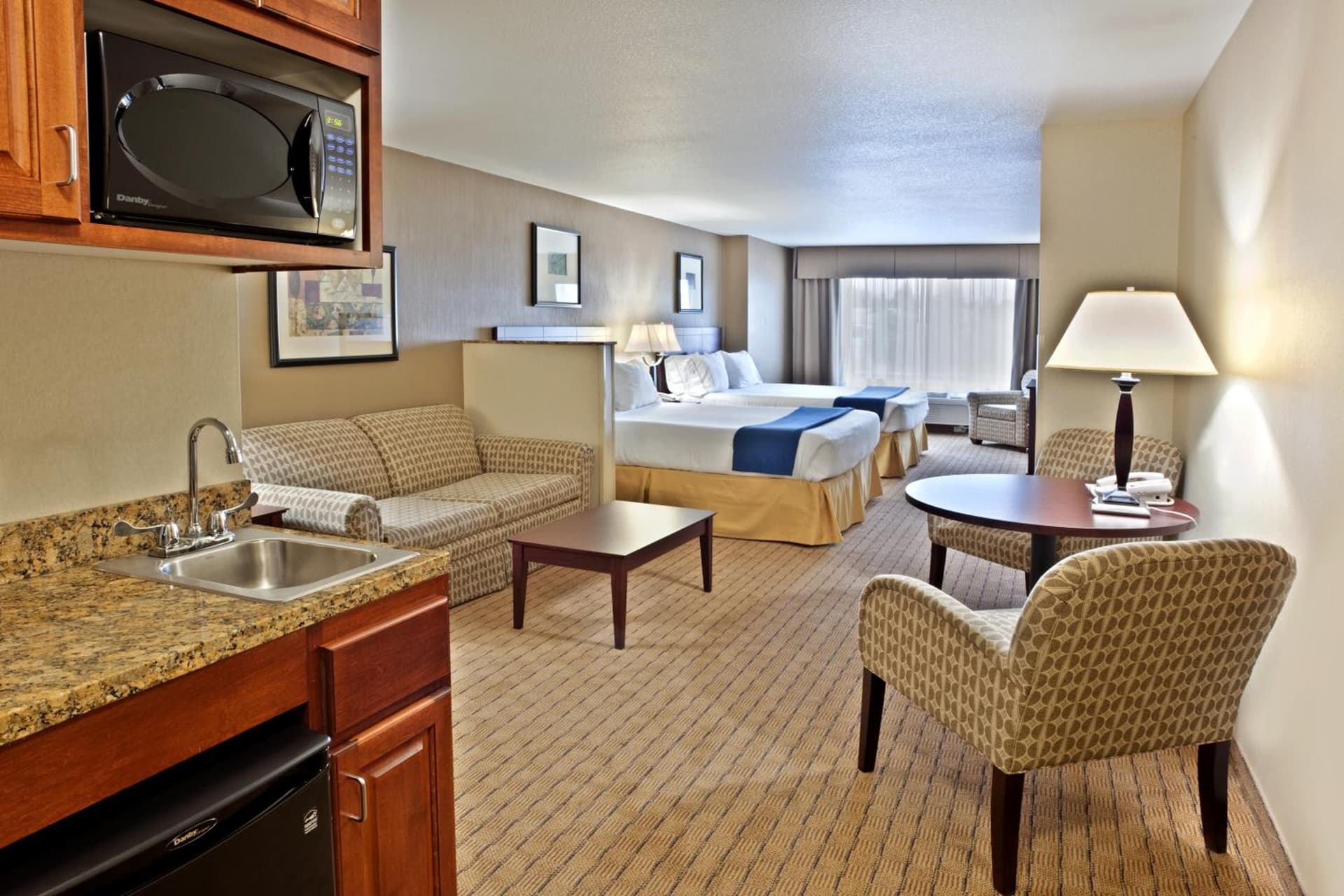 Holiday Inn Express Hotel & Suites Vancouver Mall-Portland Area by IHG gallery photo in Vancouver, WA — image 4