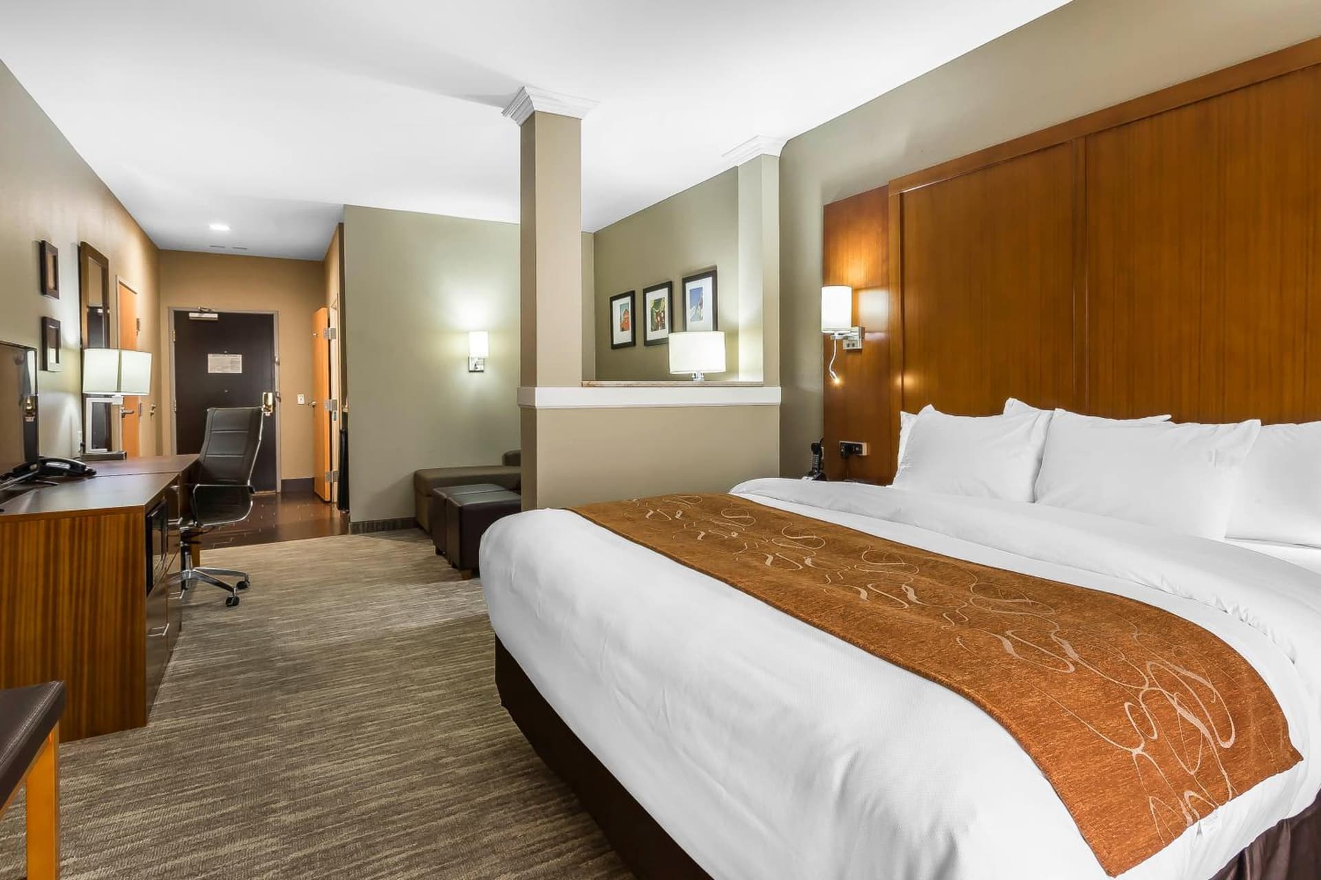 Comfort Suites - University gallery photo in Lubbock, TX — image 24