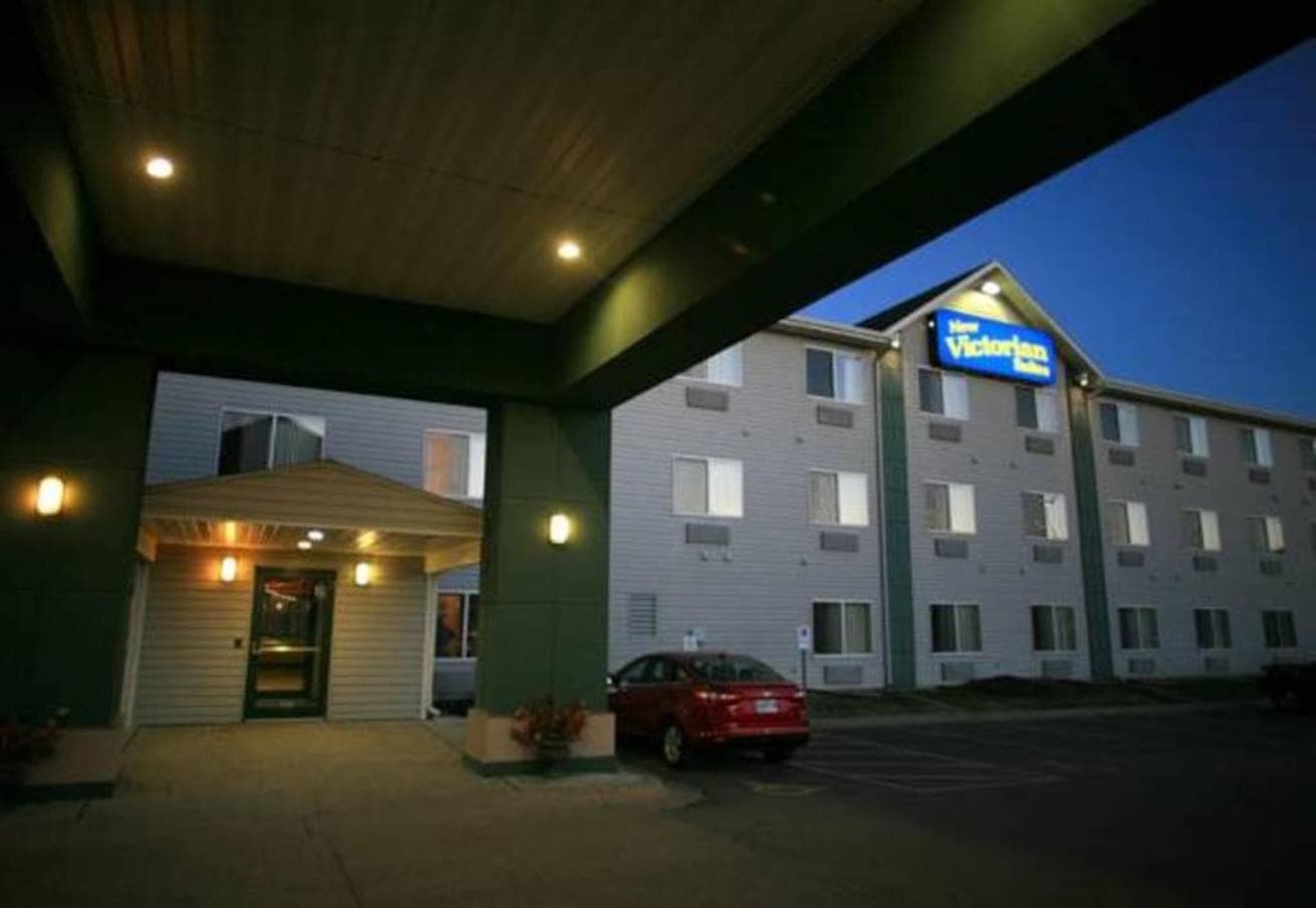 New Victorian Inn & Suites Lincoln gallery photo in Lincoln, NE — image 9