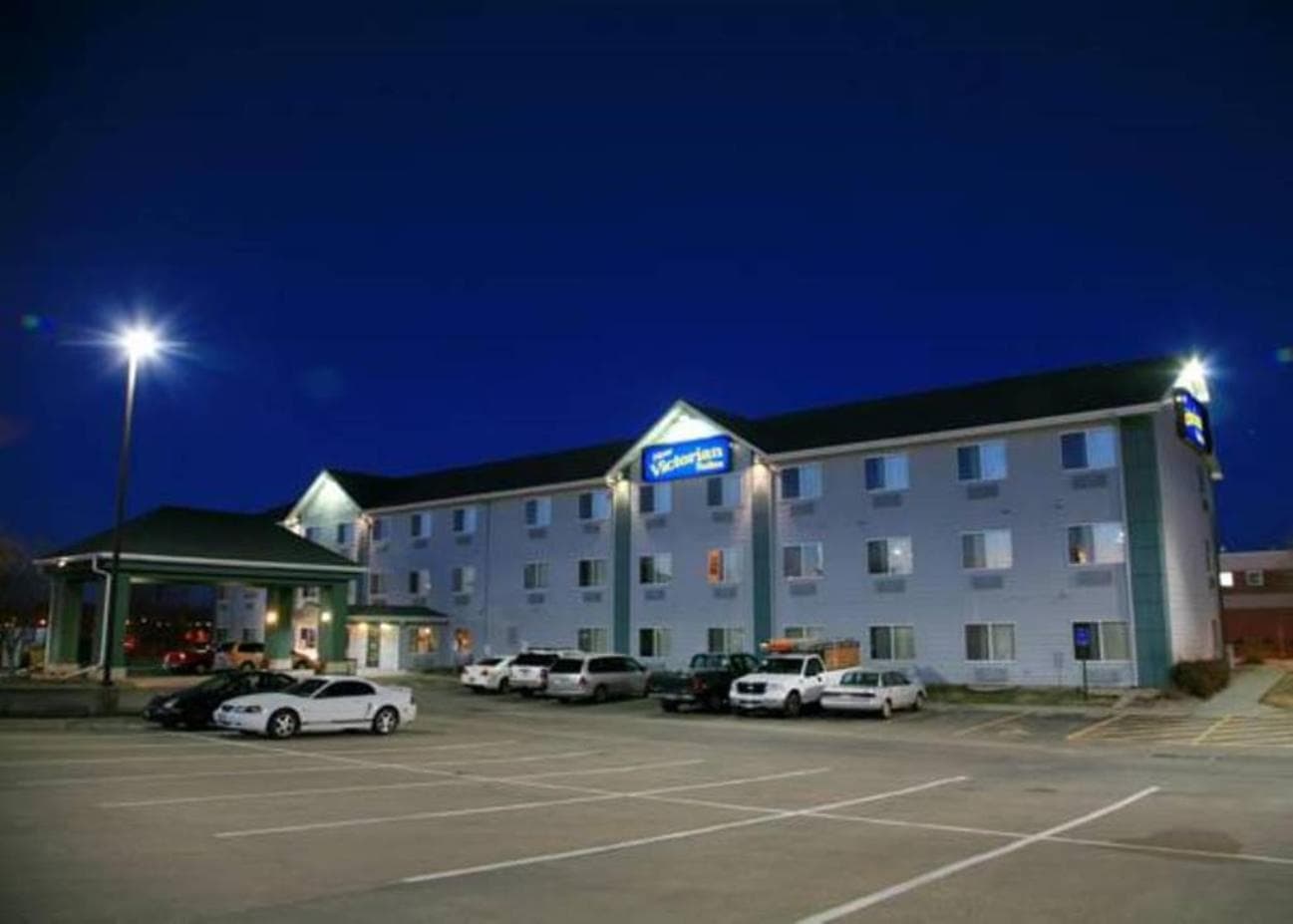 New Victorian Inn & Suites Lincoln gallery photo in Lincoln, NE — image 23