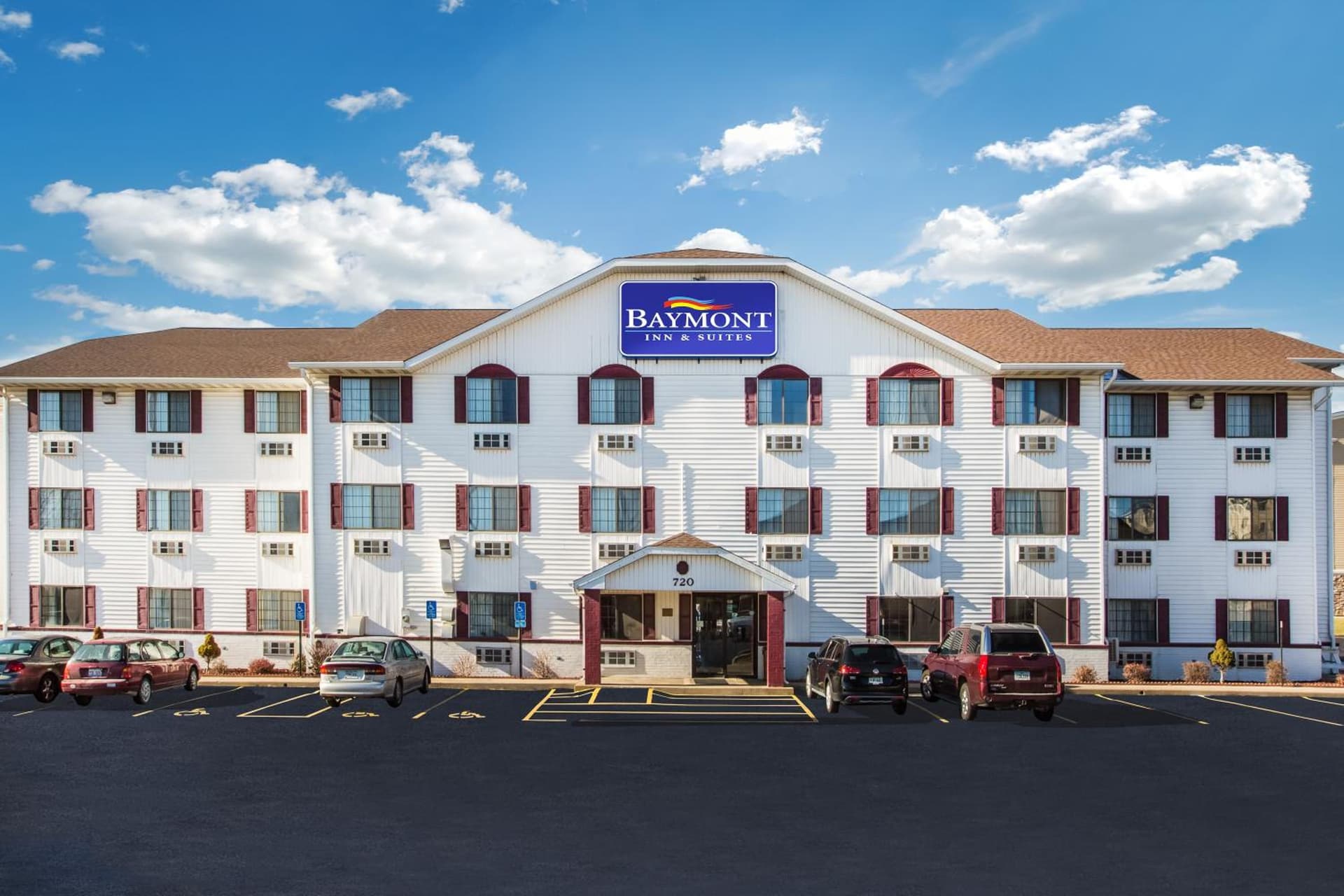 Baymont by Wyndham Cedar Rapids gallery photo in Cedar Rapids, IA — image 31