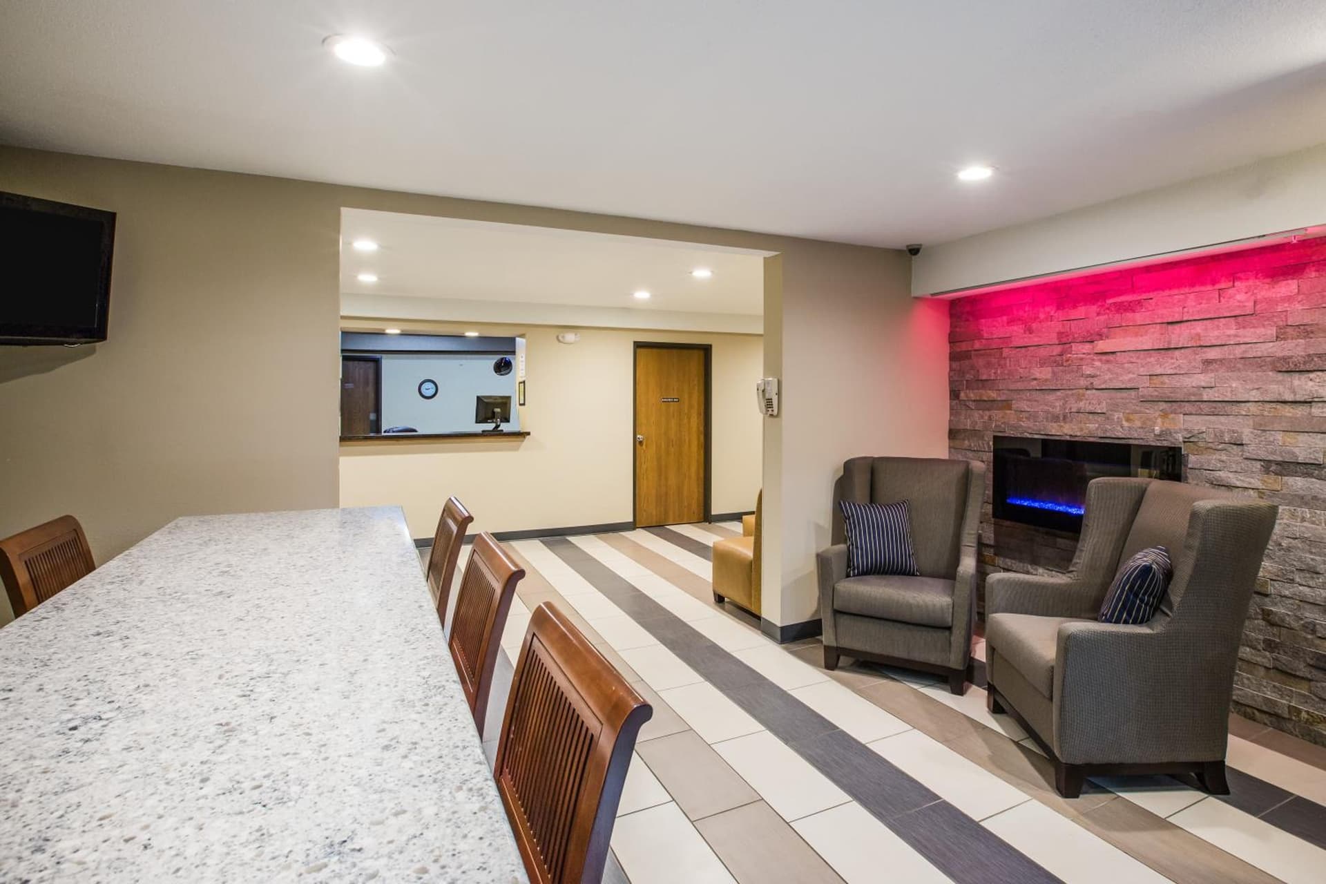 Baymont by Wyndham Cedar Rapids gallery photo in Cedar Rapids, IA — image 35