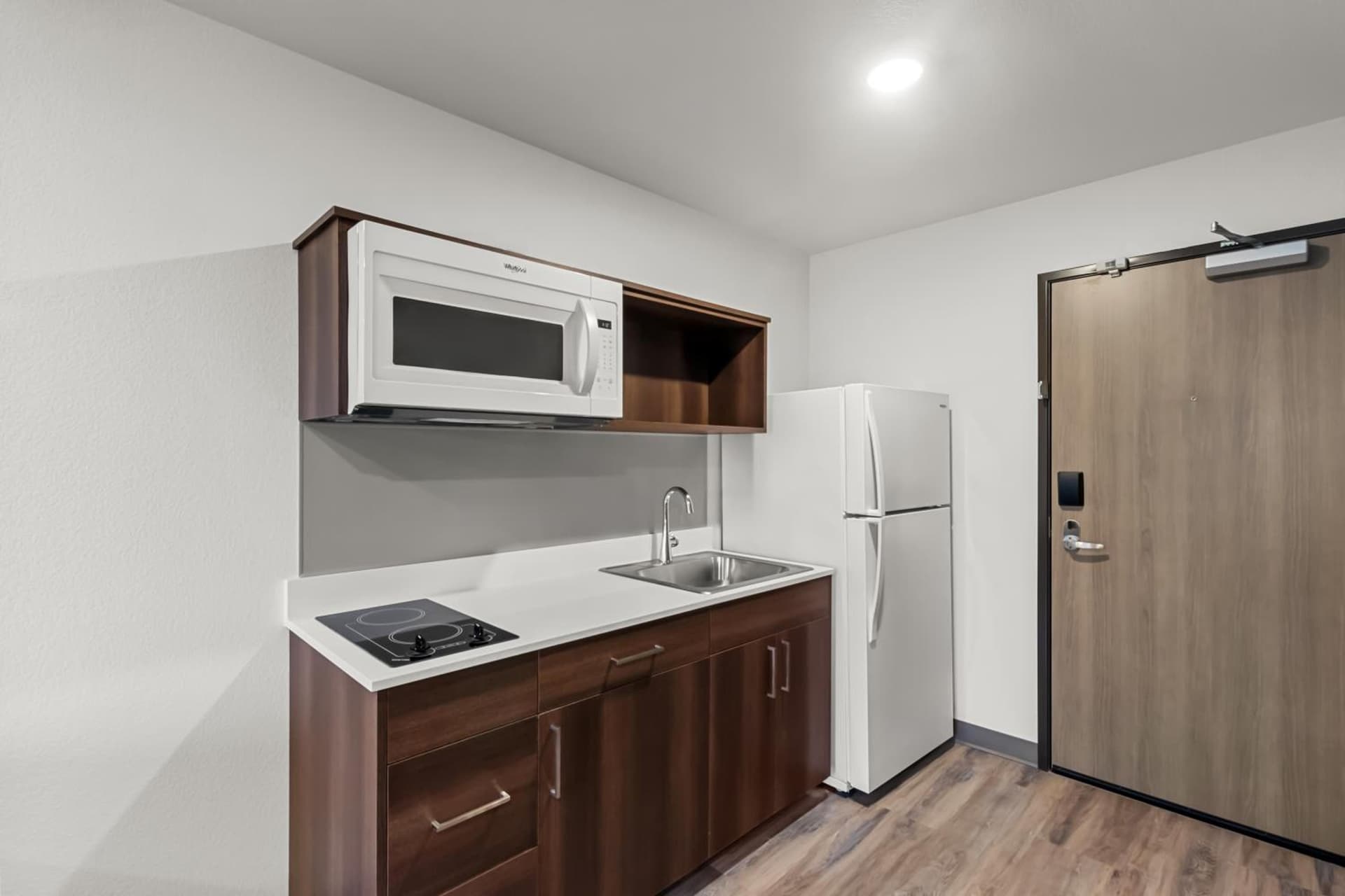 WoodSpring Suites Beaverton - Portland West gallery photo in Beaverton, OR — image 12