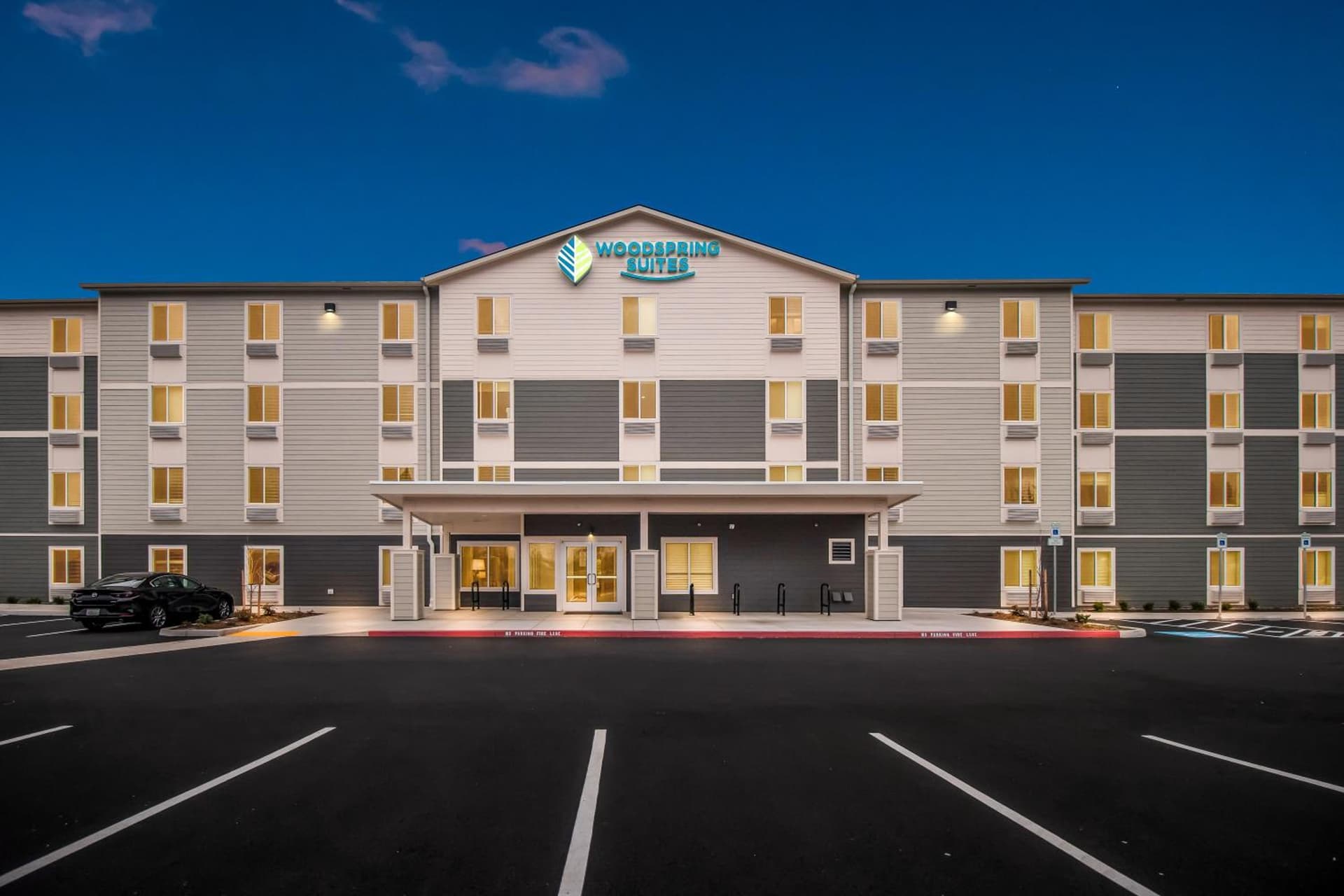 WoodSpring Suites Beaverton - Portland West property views in Beaverton, OR — gallery photo 3