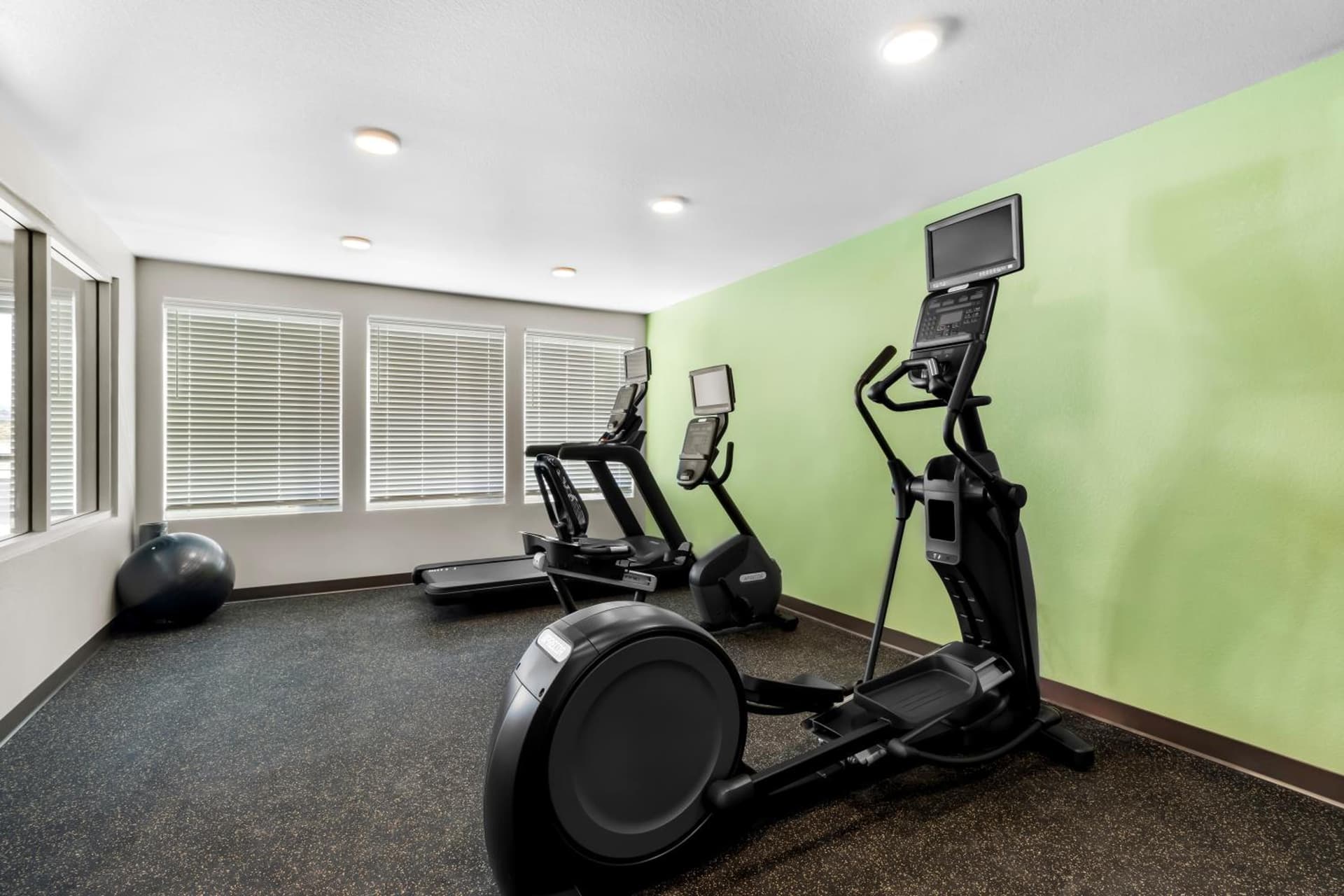 WoodSpring Suites Palmdale - Lancaster gallery photo in Palmdale, CA — image 5