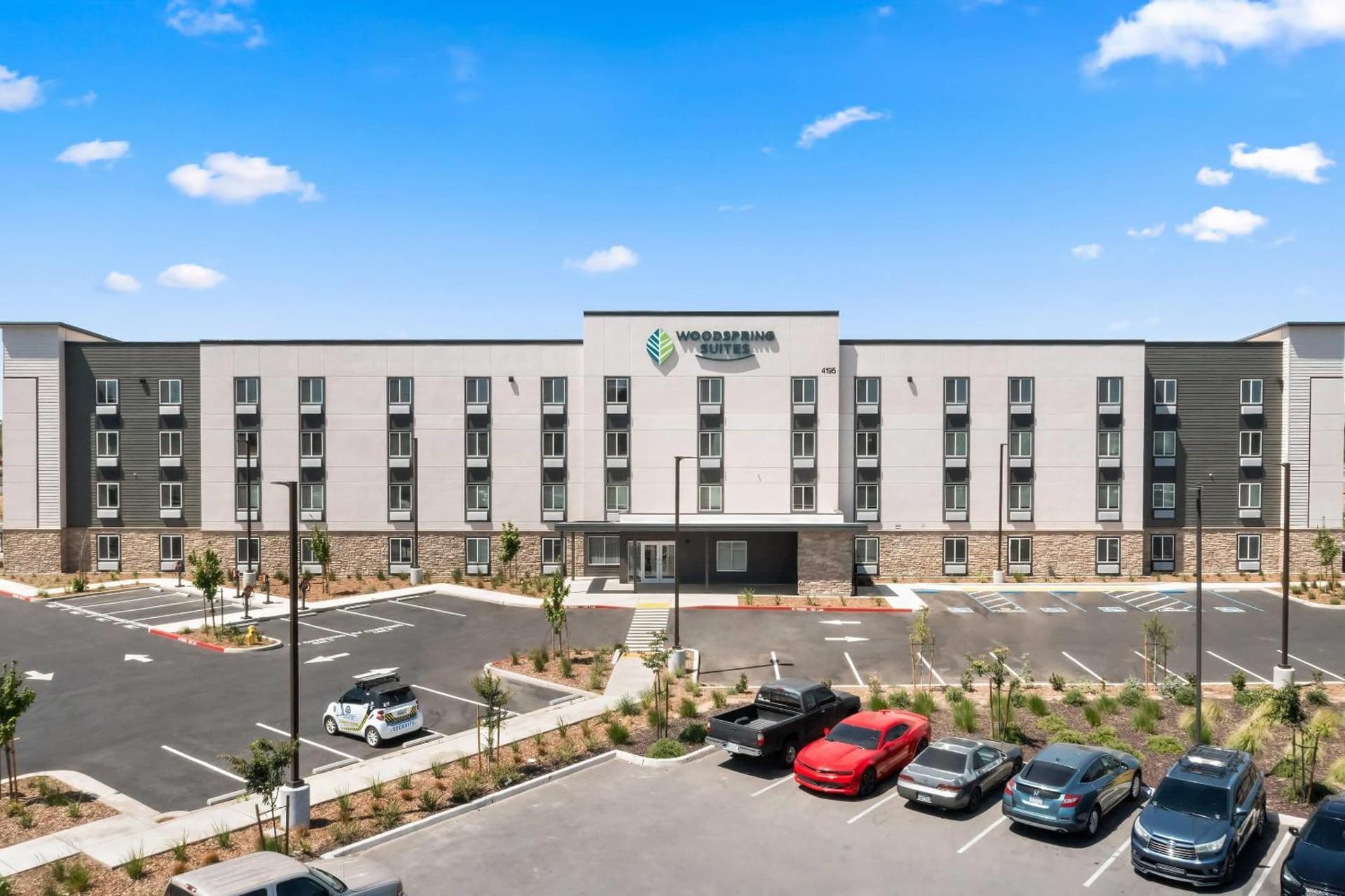 WoodSpring Suites Ceres - Modesto interior in Ceres, CA — gallery photo 2