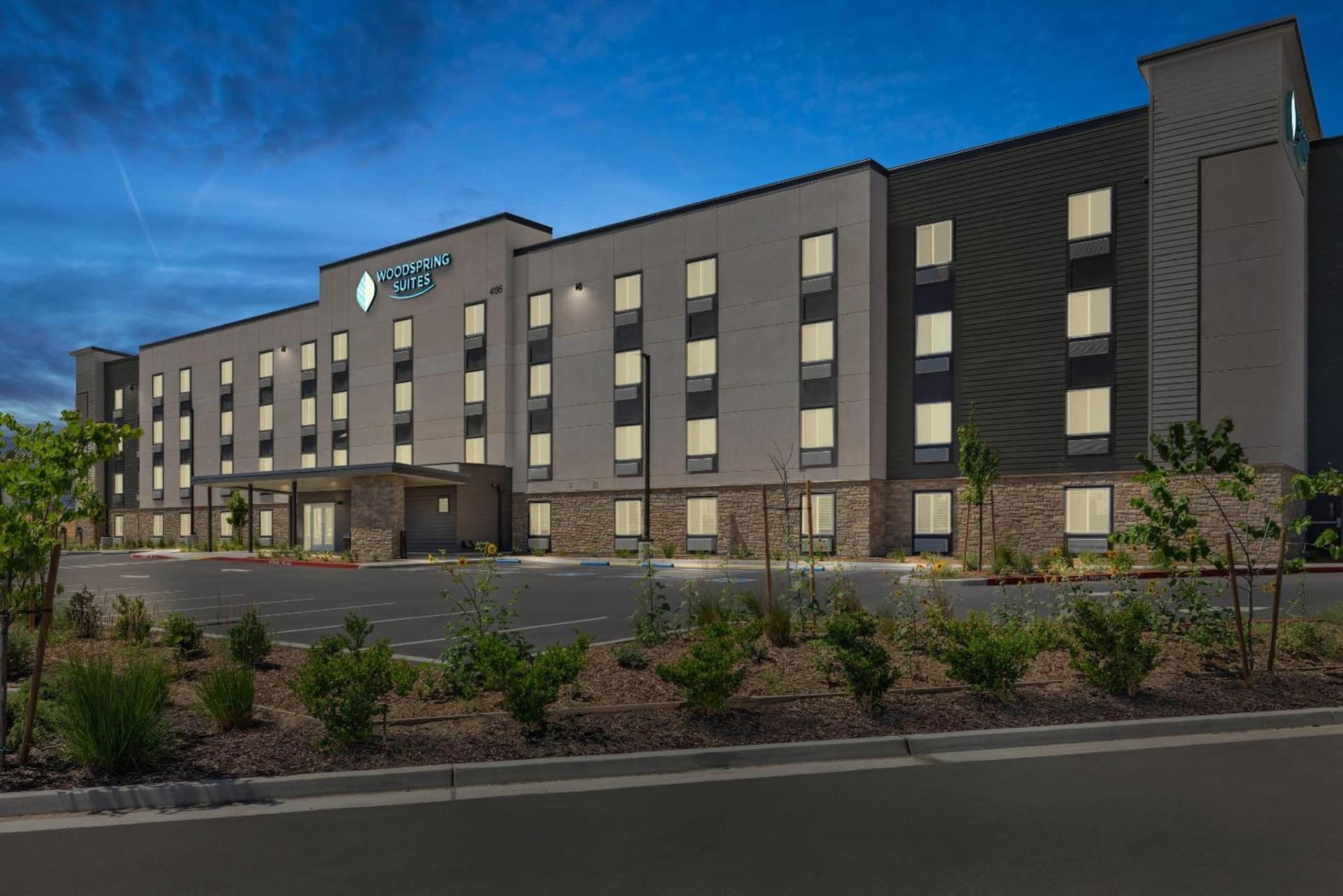 WoodSpring Suites Ceres - Modesto property views in Ceres, CA — gallery photo 3