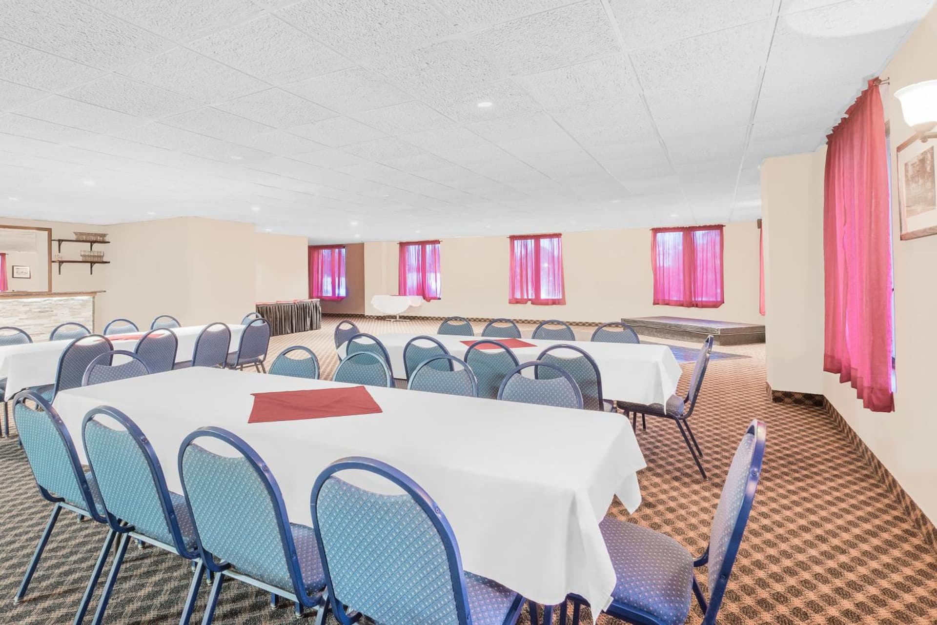 Days Inn by Wyndham Springfield/Phil.Intl Airport gallery photo in Springfield — image 5