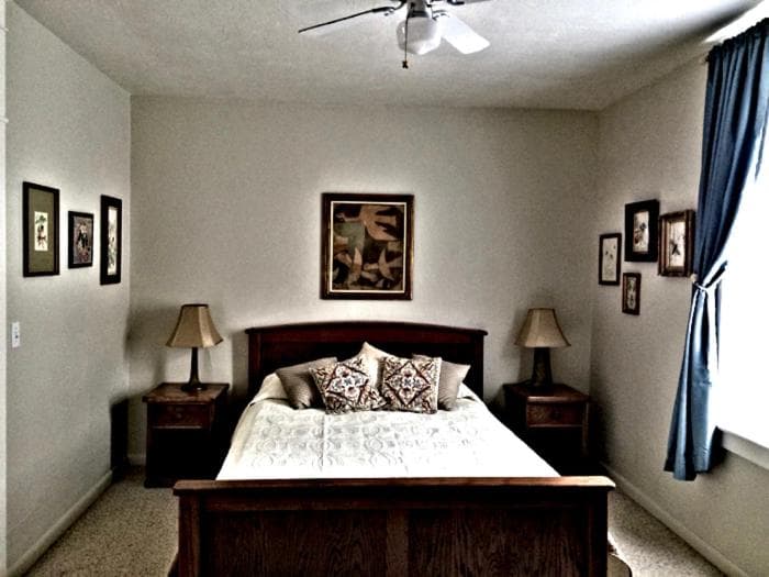 Hotel Niles property views in Alturas, CA — gallery photo 3
