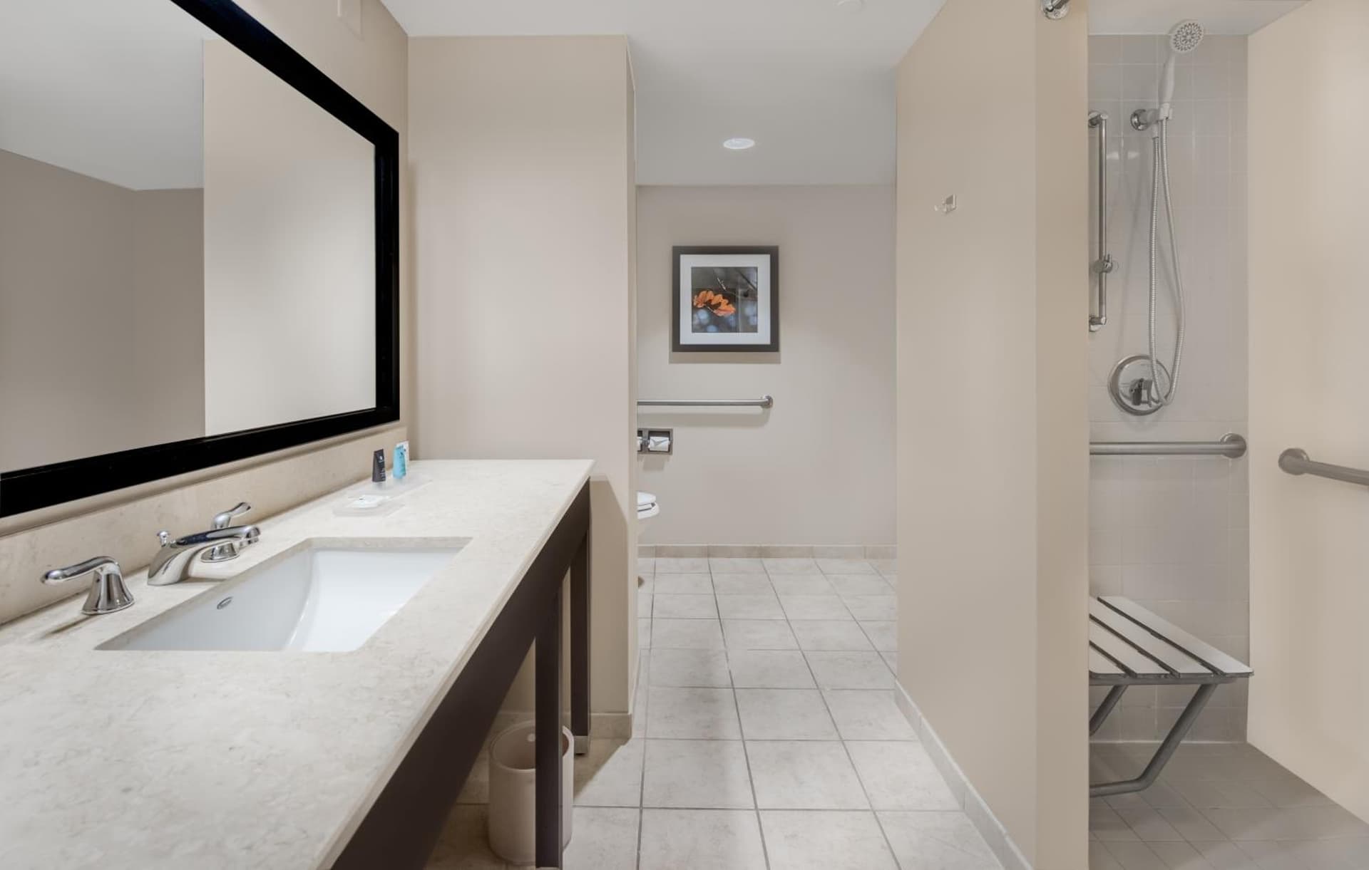 Crowne Plaza Cleveland at Playhouse Square by IHG gallery photo in Cleveland, OH — image 69