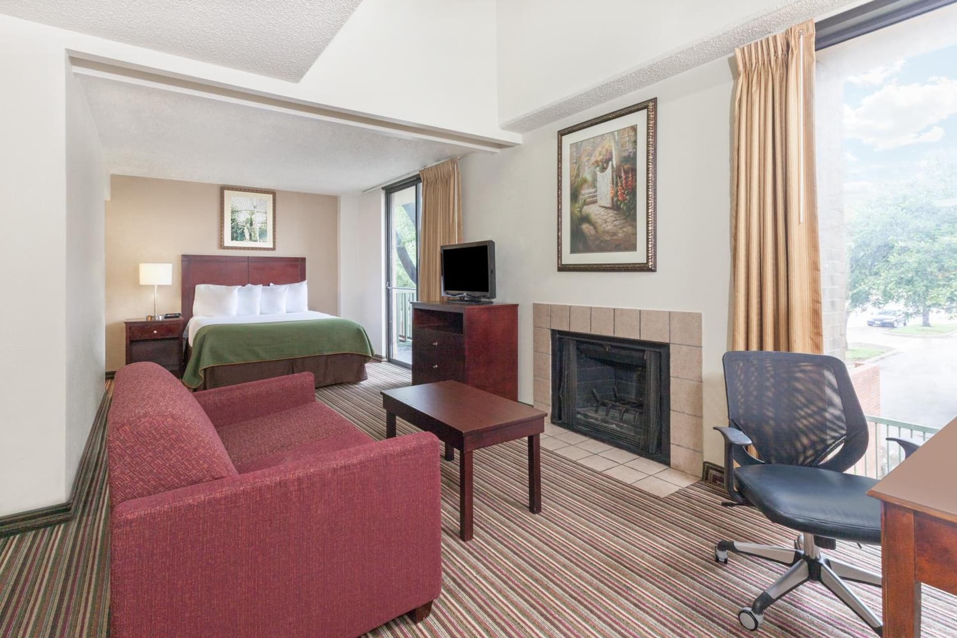 Hawthorn Extended Stay by Wyndham Richardson gallery photo in Richardson, TX — image 32