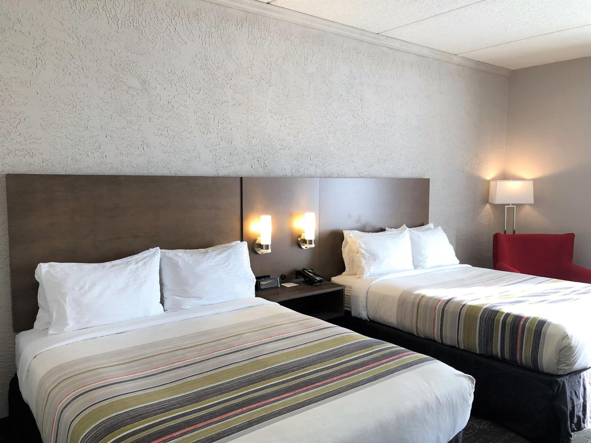 Country Inn & Suites by Radisson, Mt Pleasant-Racine West, WI gallery photo in Sturtevant, WI — image 74