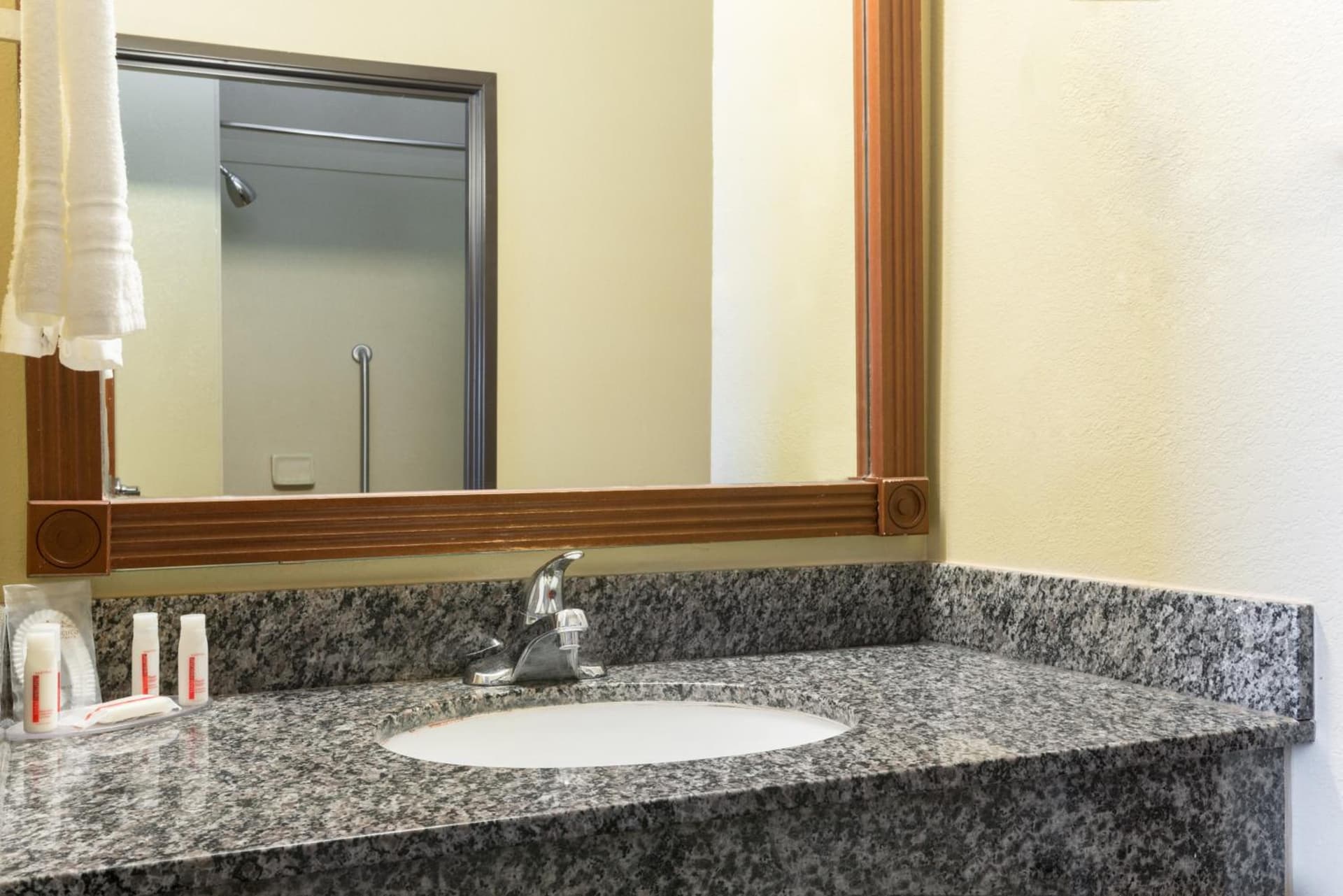 Baymont by Wyndham Perryton property views in Perryton, TX — gallery photo 3
