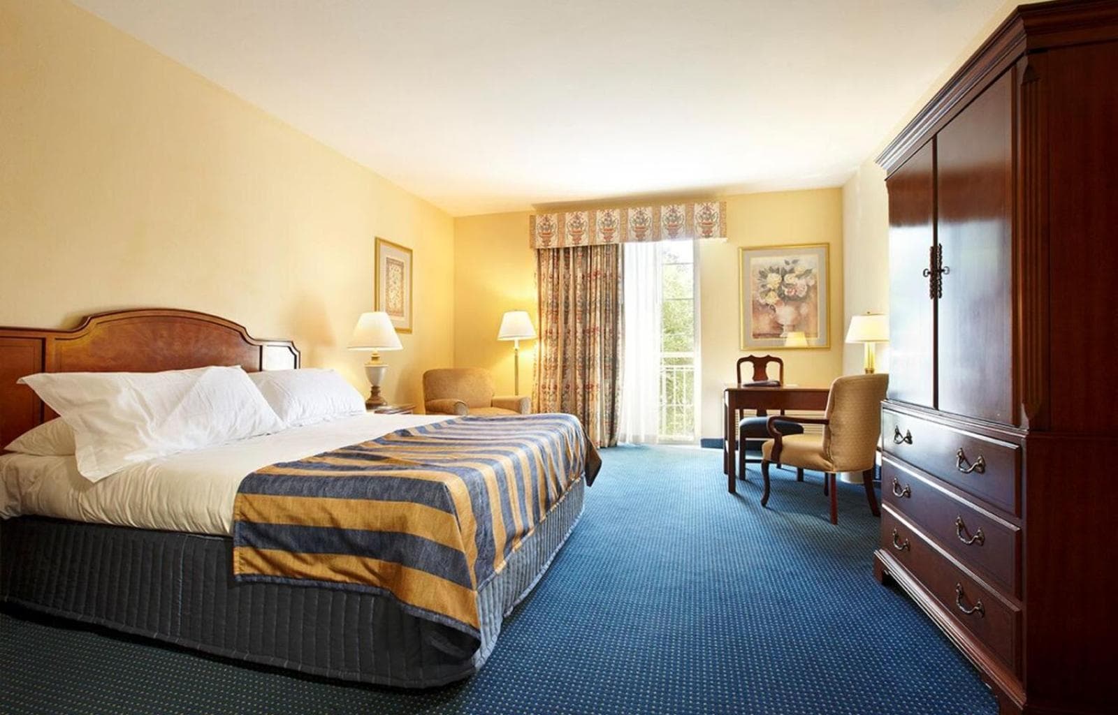Trianon Bonita Bay Hotel gallery photo in Bonita Springs, FL — image 4