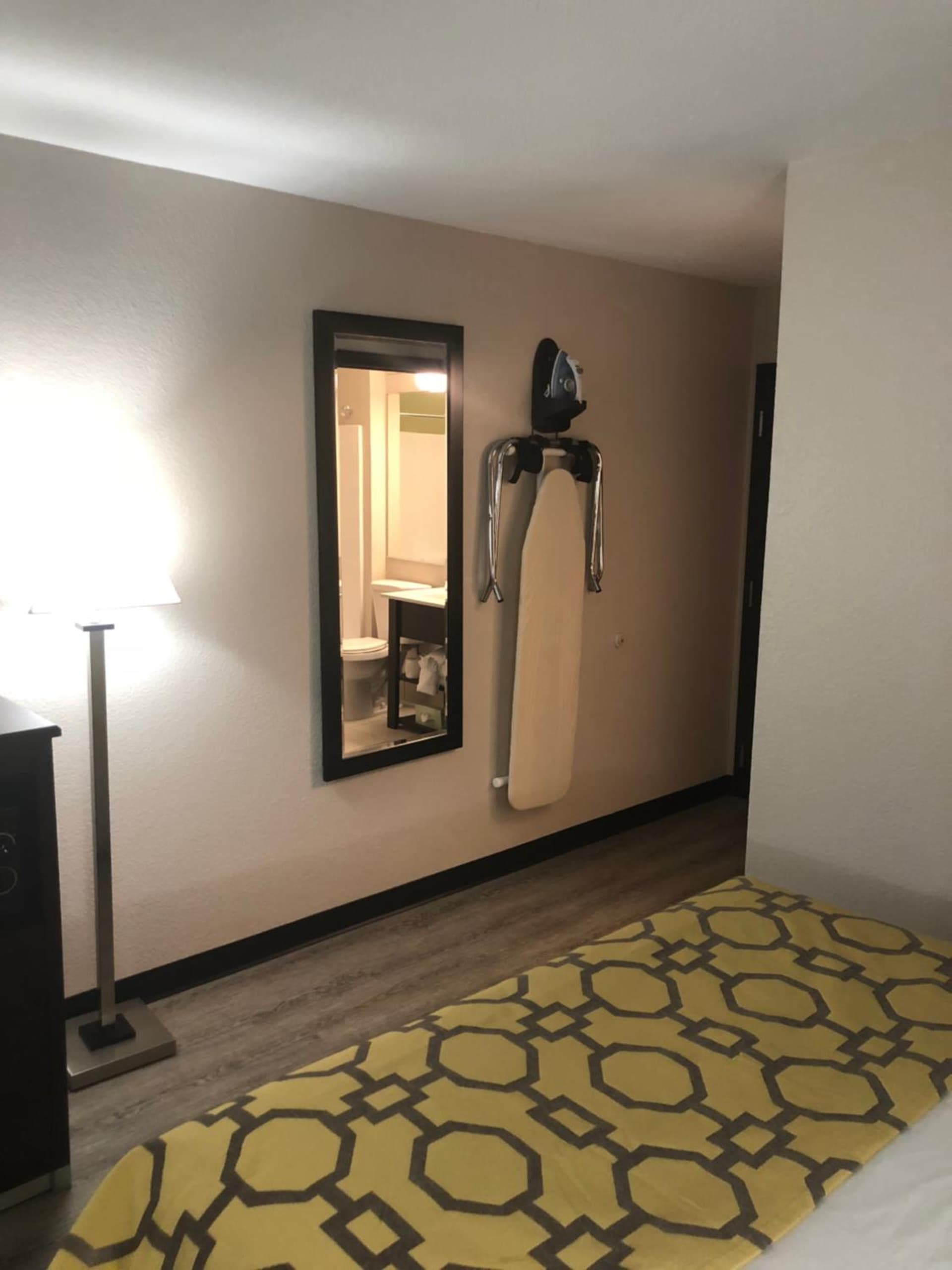Baymont by Wyndham Phoenix I-10 near 51st Ave gallery photo in Phoenix, AZ — image 22