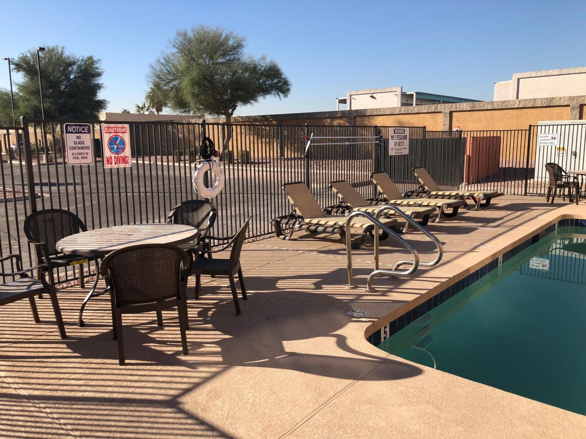 Baymont by Wyndham Phoenix I-10 near 51st Ave gallery photo in Phoenix, AZ — image 65