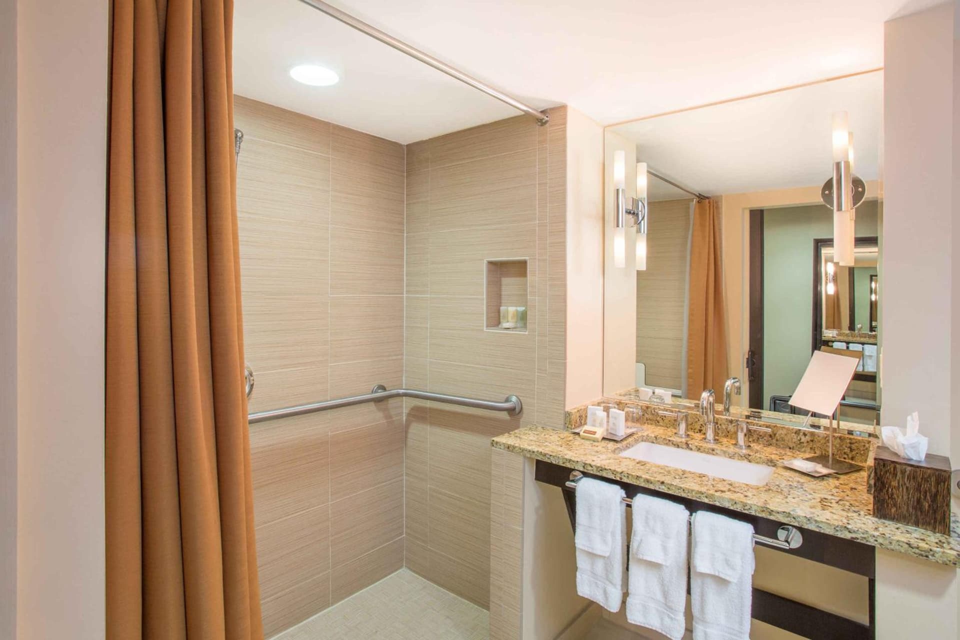Wyndham Deerfield Beach Resort gallery photo in Deerfield Beach, FL — image 38