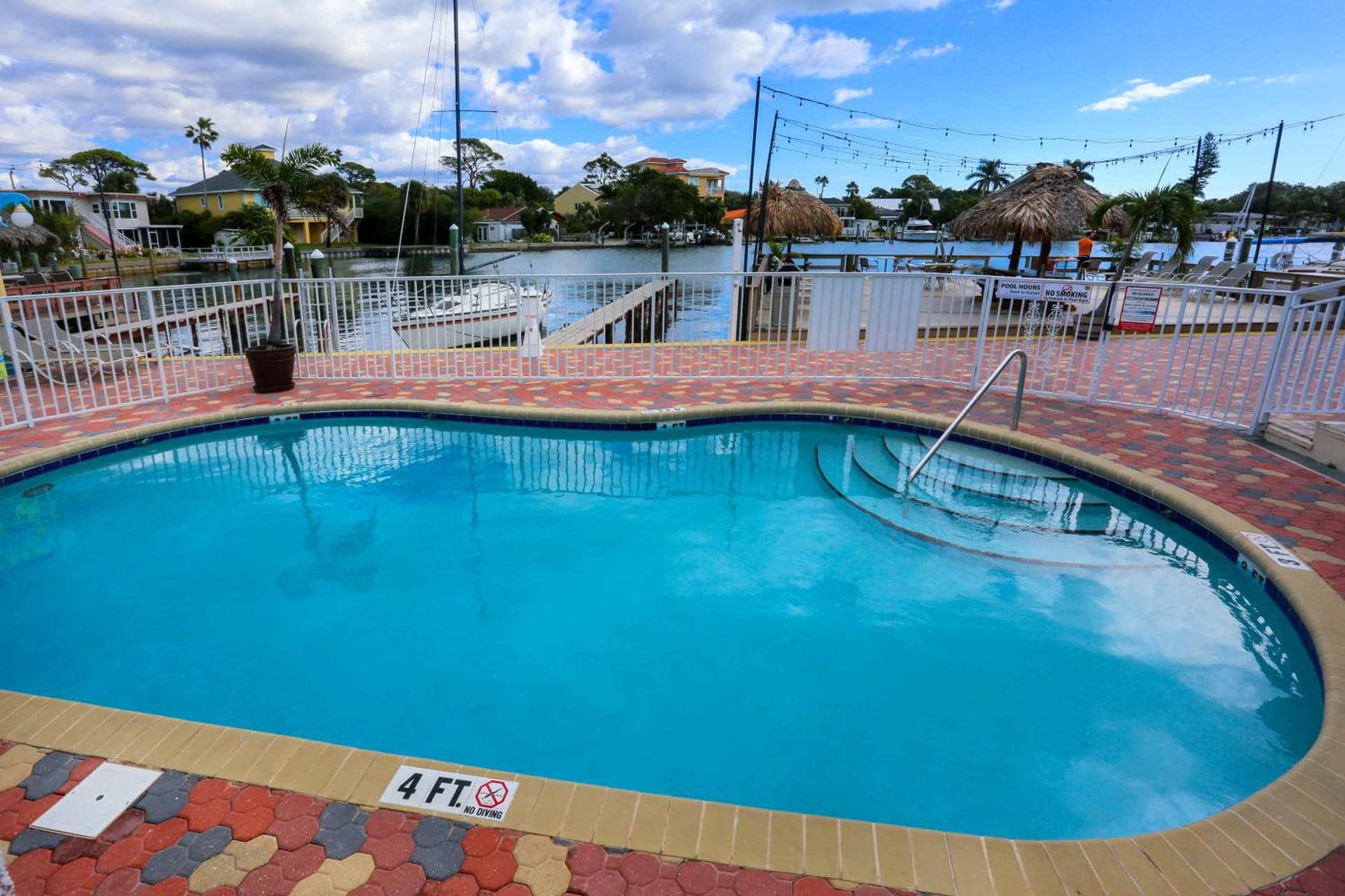 Bay Palms Waterfront Resort - Hotel and Marina property views in St Pete Beach — gallery photo 3