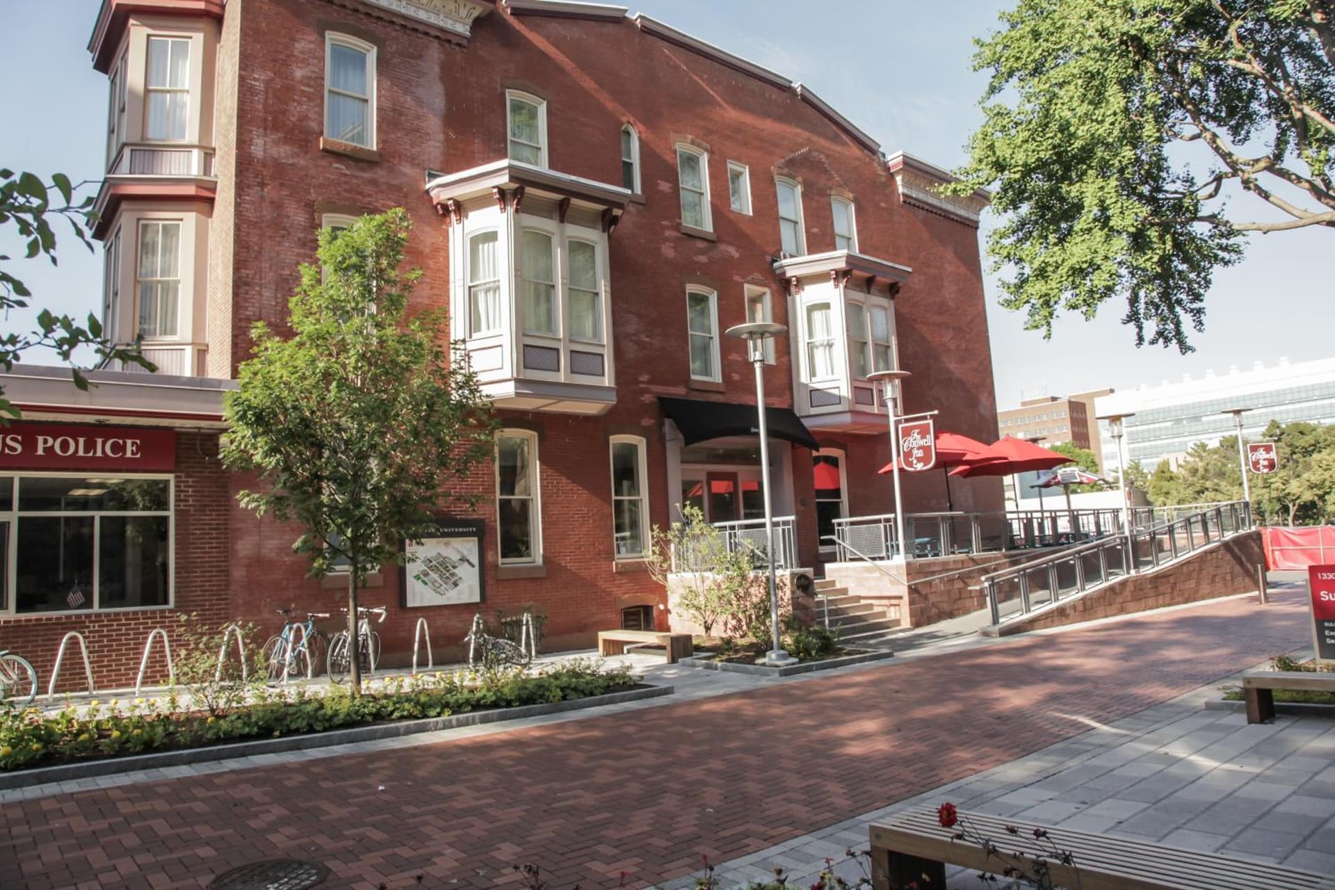 The Conwell Inn interior in Philadelphia, PA — gallery photo 2