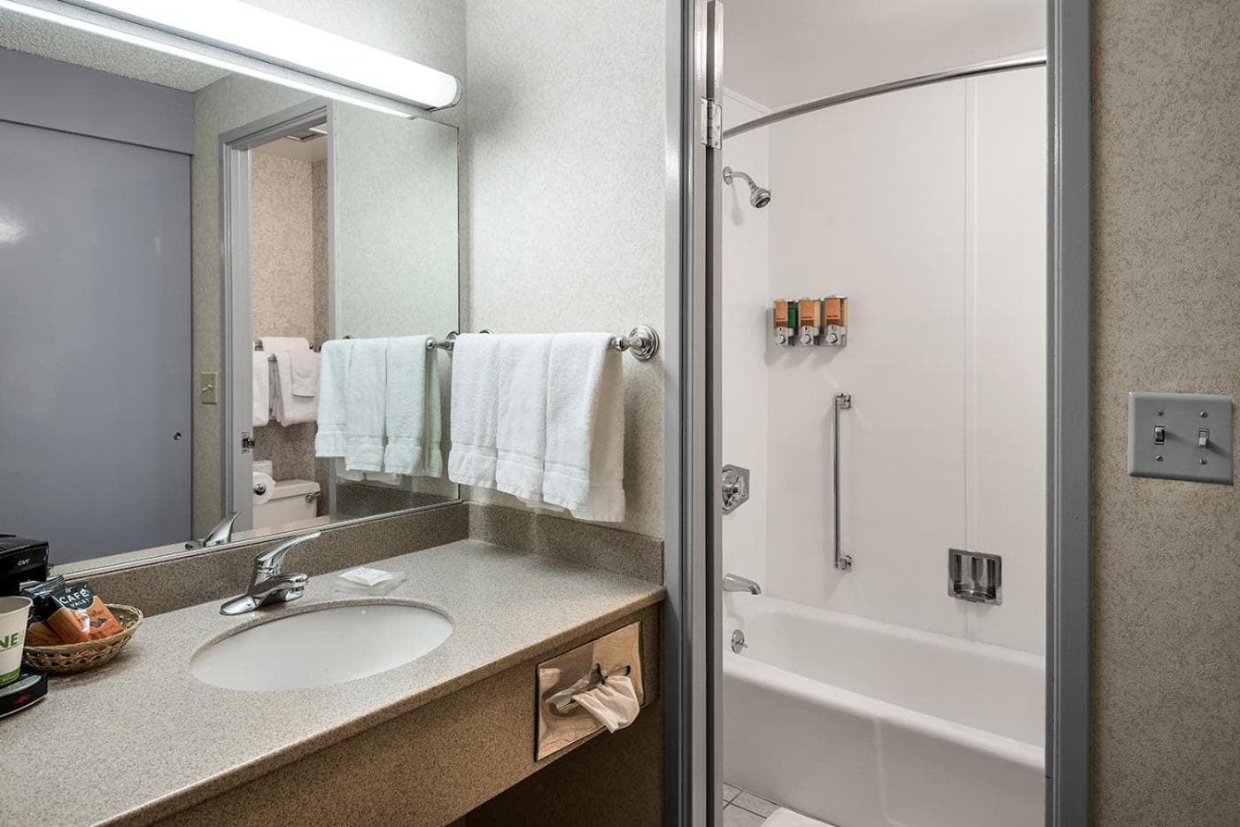 Westmark Anchorage Hotel gallery photo in Anchorage, AK — image 23