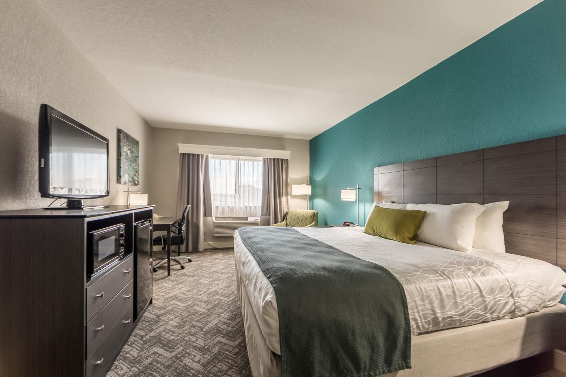 Best Western Plus Sebastian Hotel & Suites gallery photo in Sebastian, FL — image 10