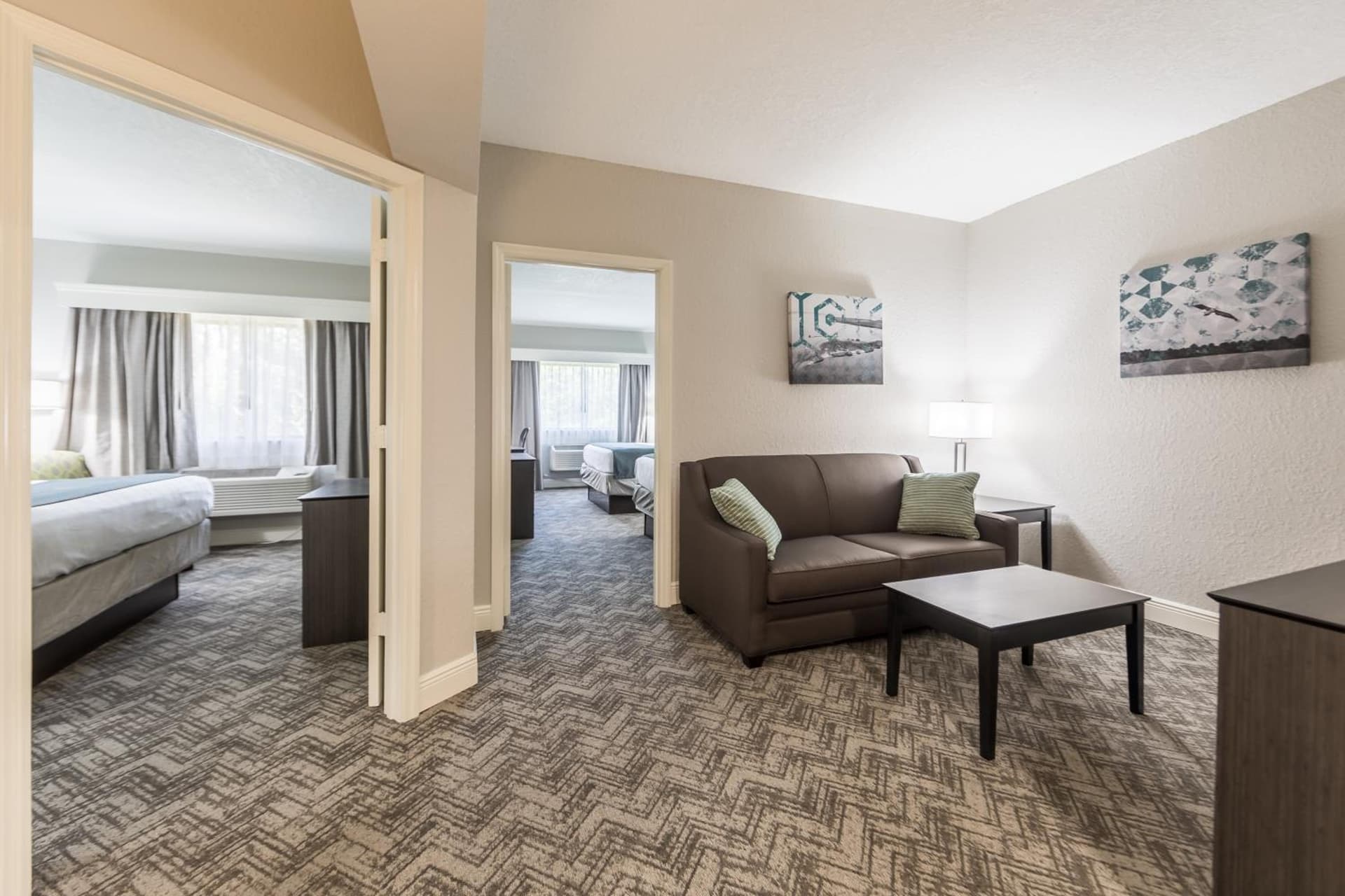 Best Western Plus Sebastian Hotel & Suites gallery photo in Sebastian, FL — image 49