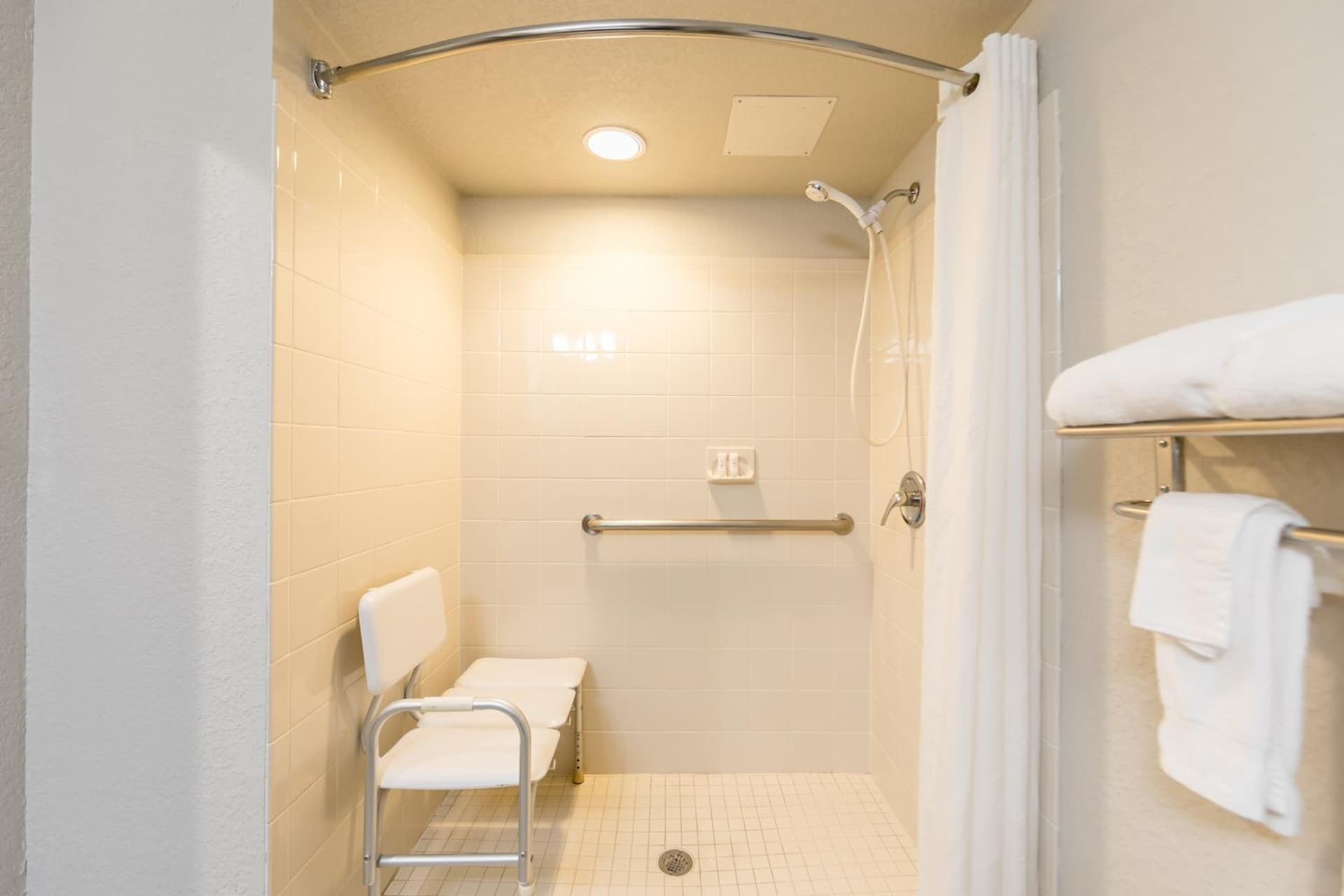 Best Western Plus Sebastian Hotel & Suites gallery photo in Sebastian, FL — image 115