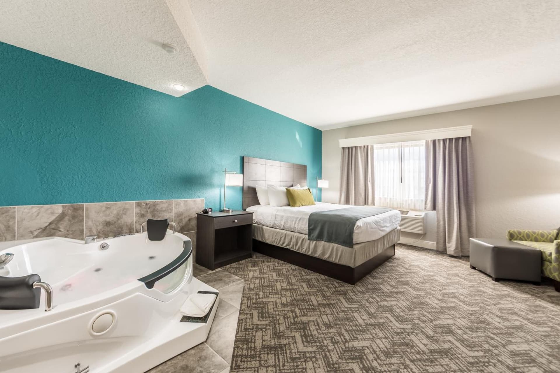 Best Western Plus Sebastian Hotel & Suites gallery photo in Sebastian, FL — image 31