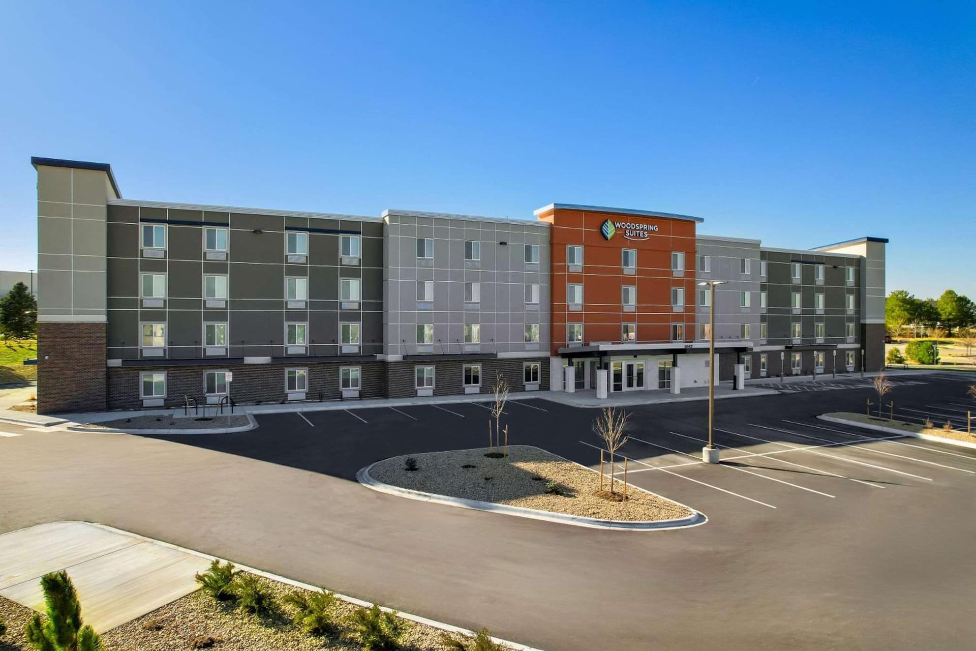 WoodSpring Suites Centennial - Denver Tech Center interior in Centennial, CO — gallery photo 2