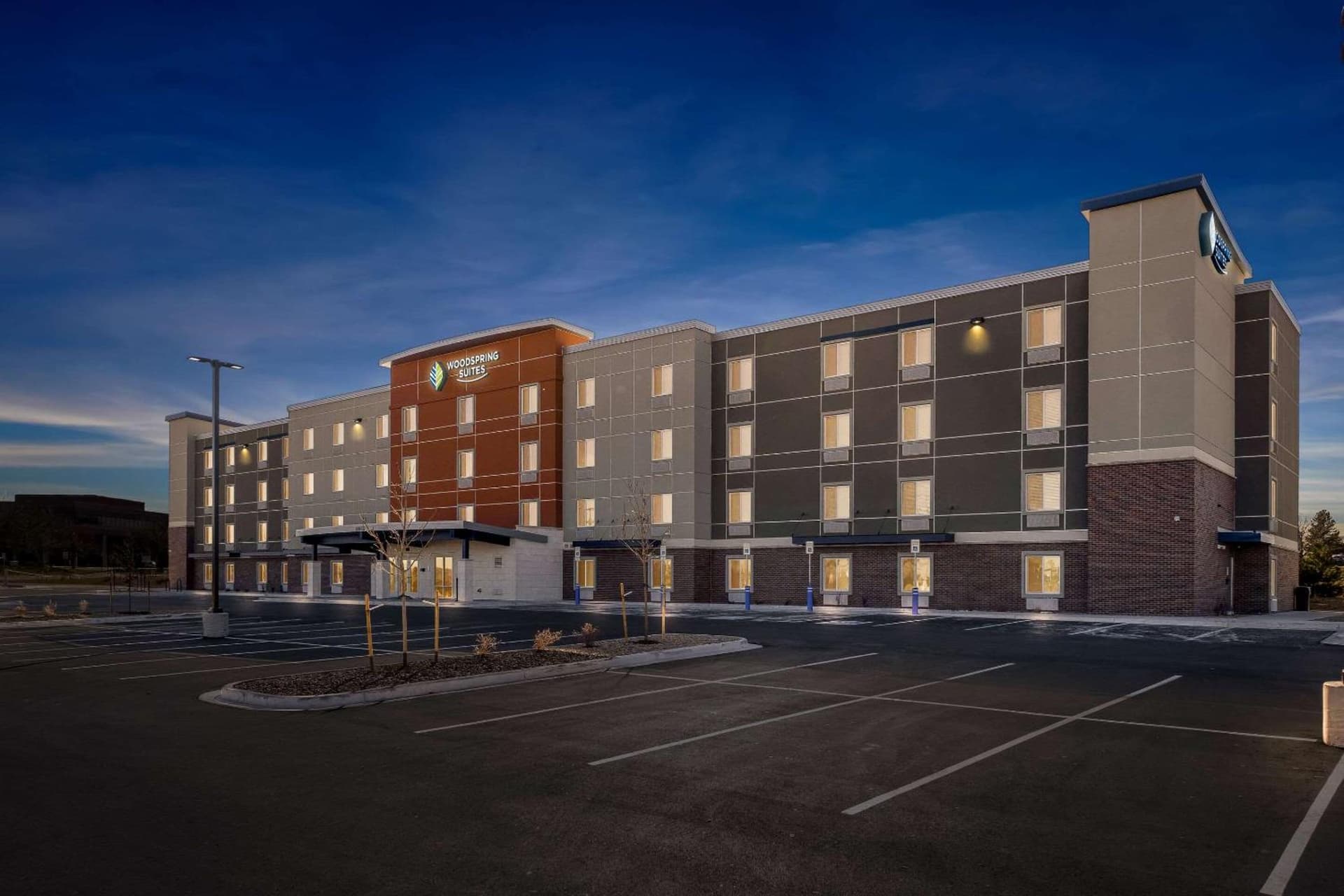 WoodSpring Suites Centennial - Denver Tech Center property views in Centennial, CO — gallery photo 3