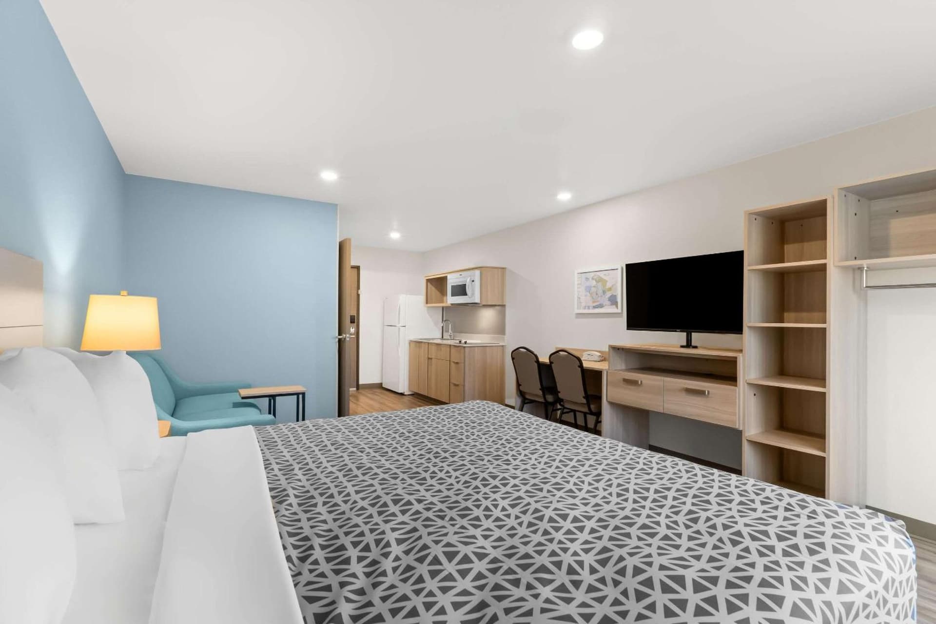 WoodSpring Suites Centennial - Denver Tech Center gallery photo in Centennial, CO — image 14