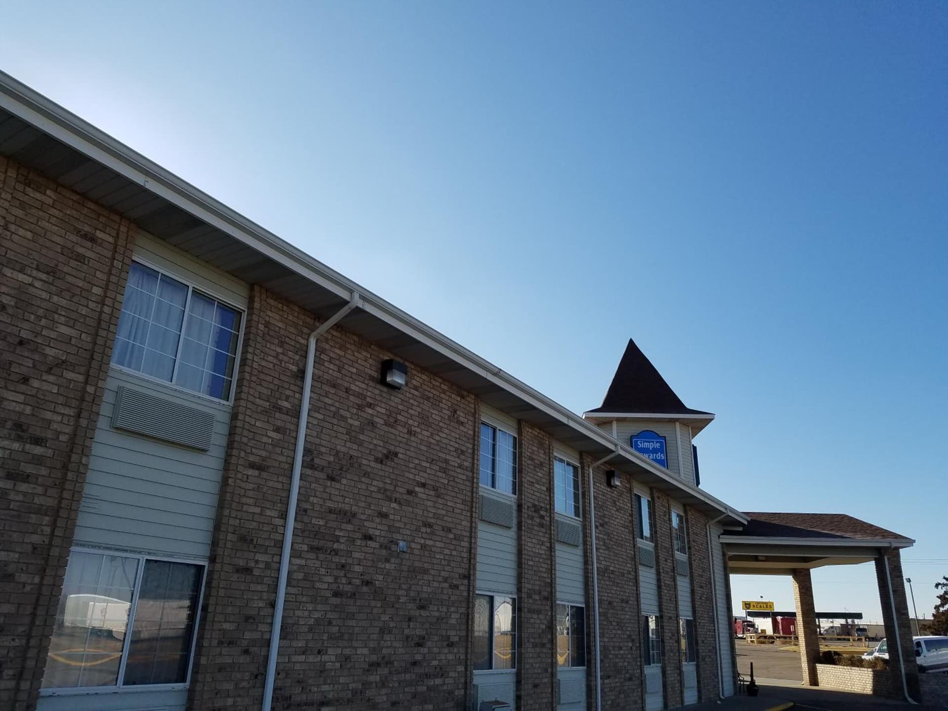 Simple Rewards Inn featured exterior or lobby in Guymon, OK — similar hotel
