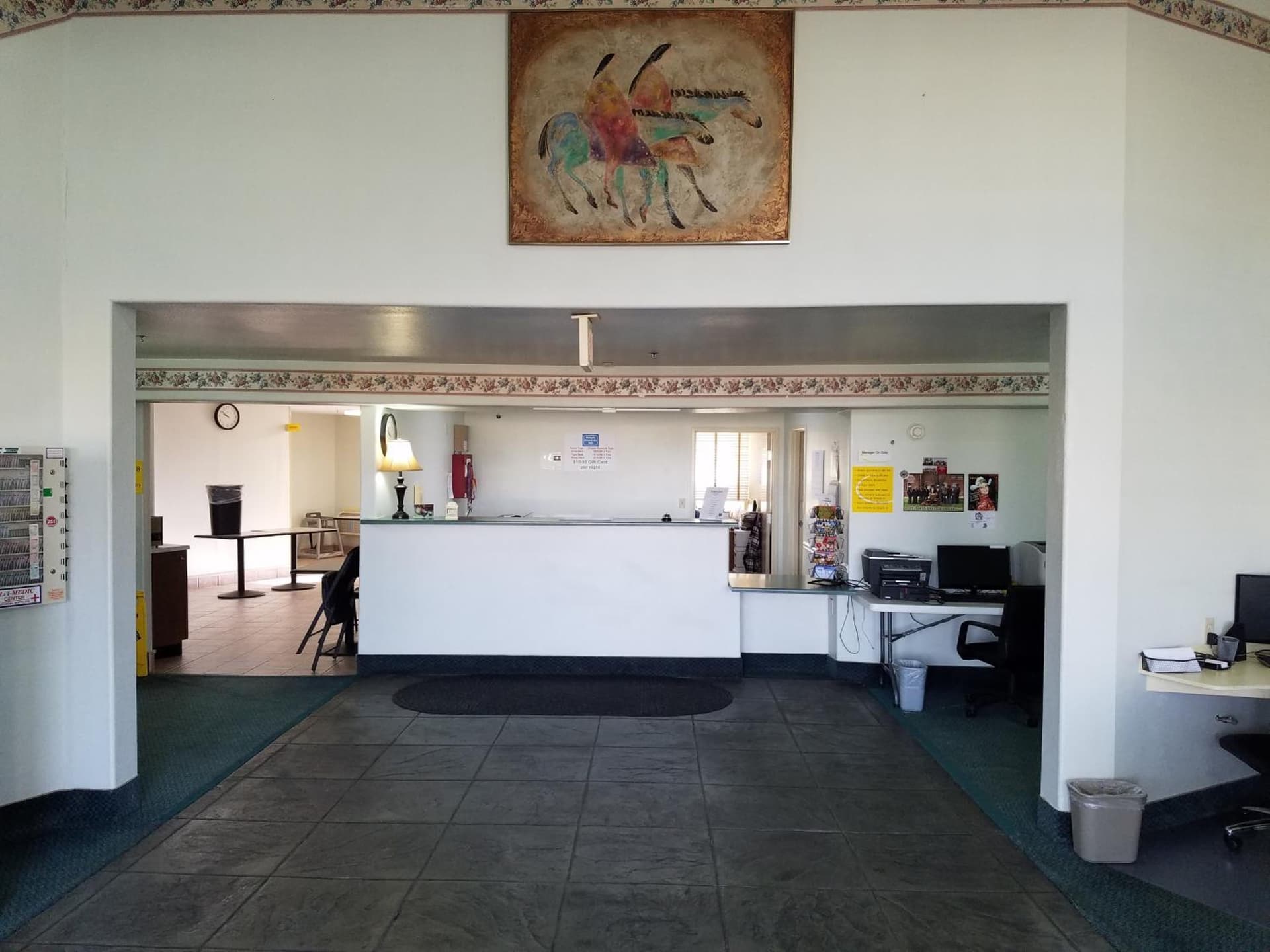 Simple Rewards Inn interior in Guymon, OK — gallery photo 2