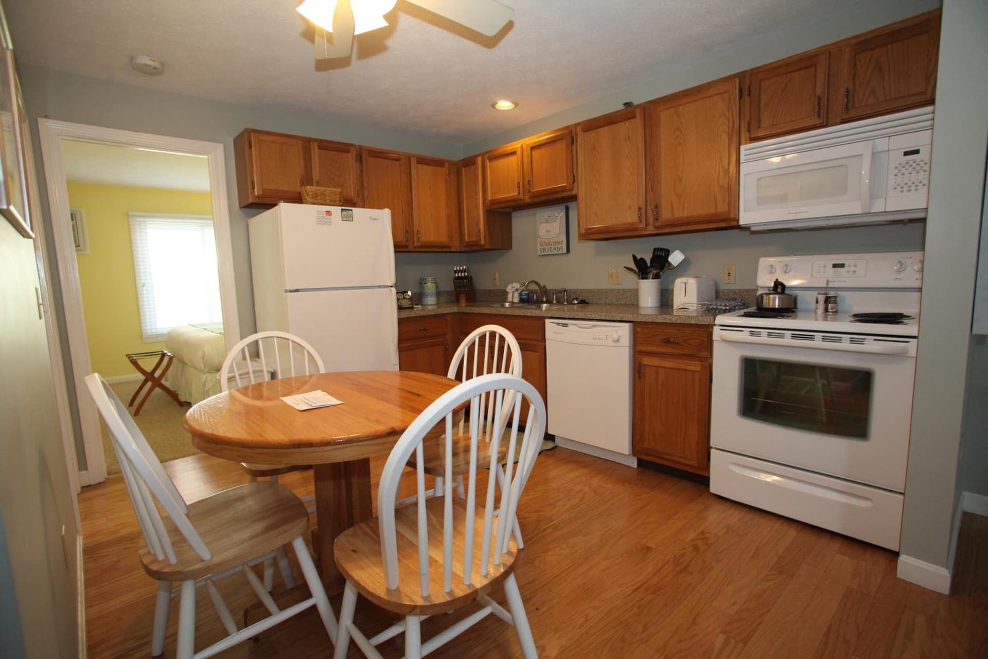 Elmwood Resort Hotel gallery photo in Wells — image 44
